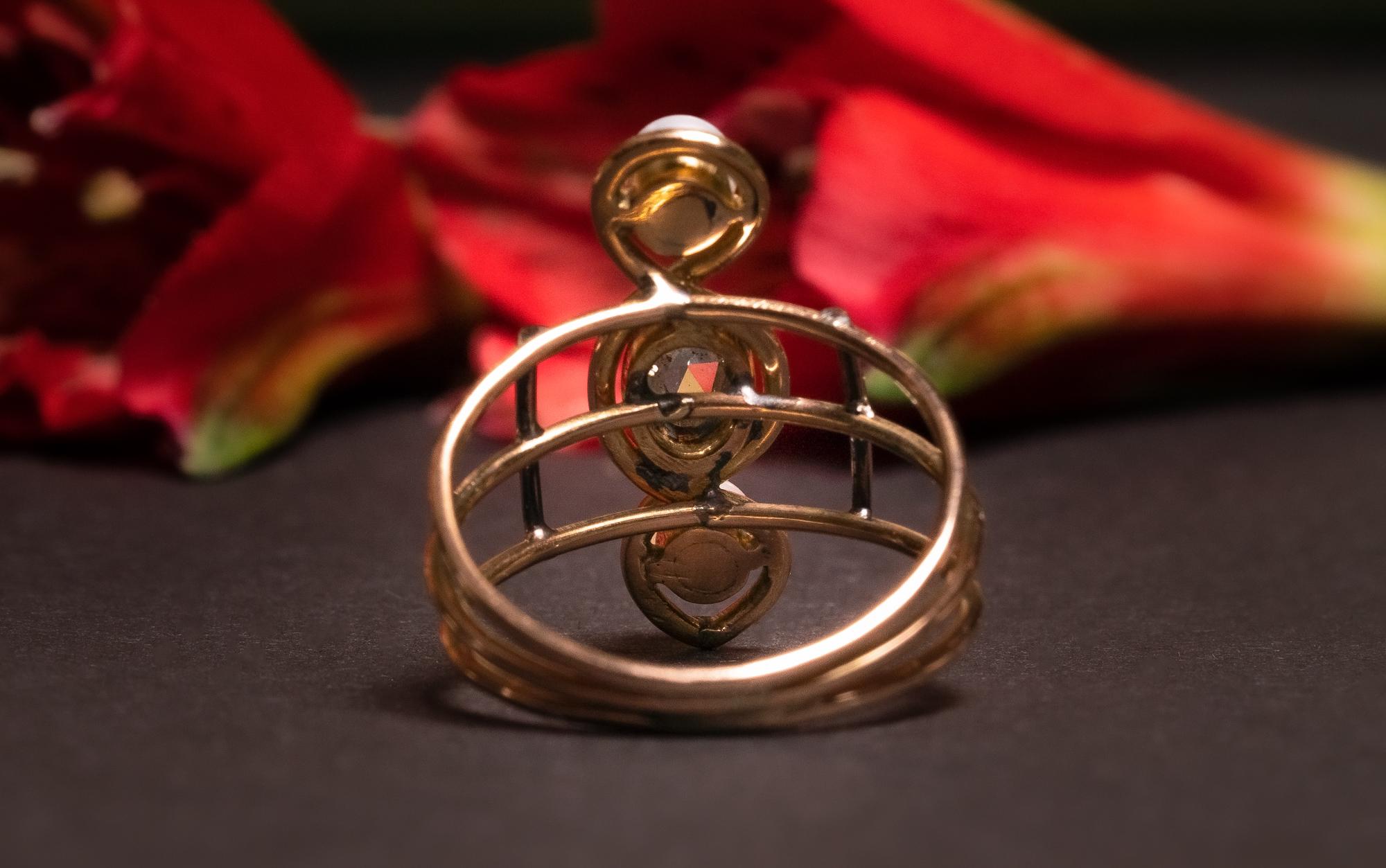 Victorian Revival Rose Cut Diamond Trilogy Ring 0.8CT Oval Rose Cut Diamond Ring For Sale 2