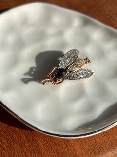 Victorian Revival Sapphire Ruby Diamond 14k Yellow Gold Platinum Brooch 1960s