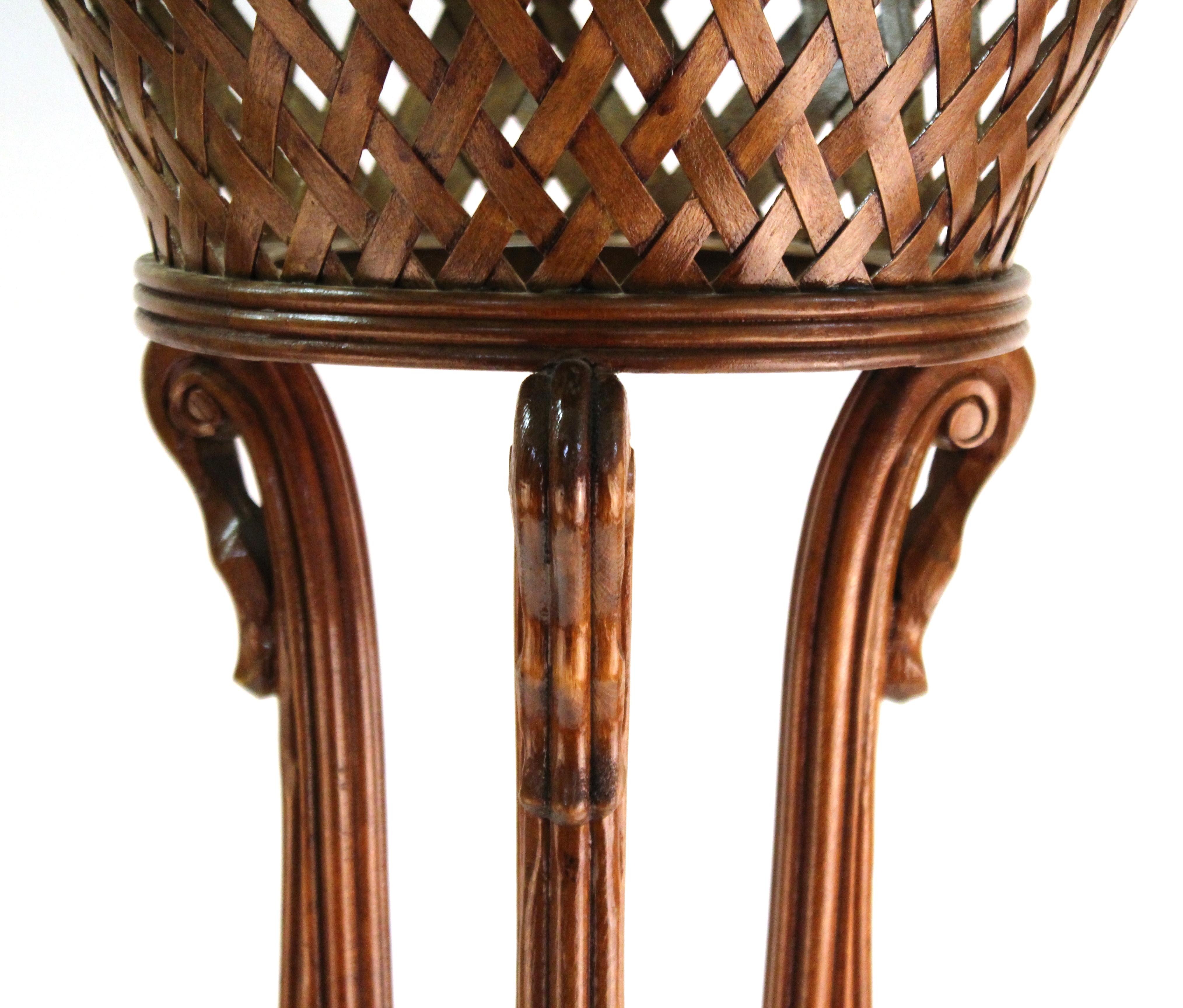 Victorian Revival Style Plant Stands in Wood In Good Condition In New York, NY