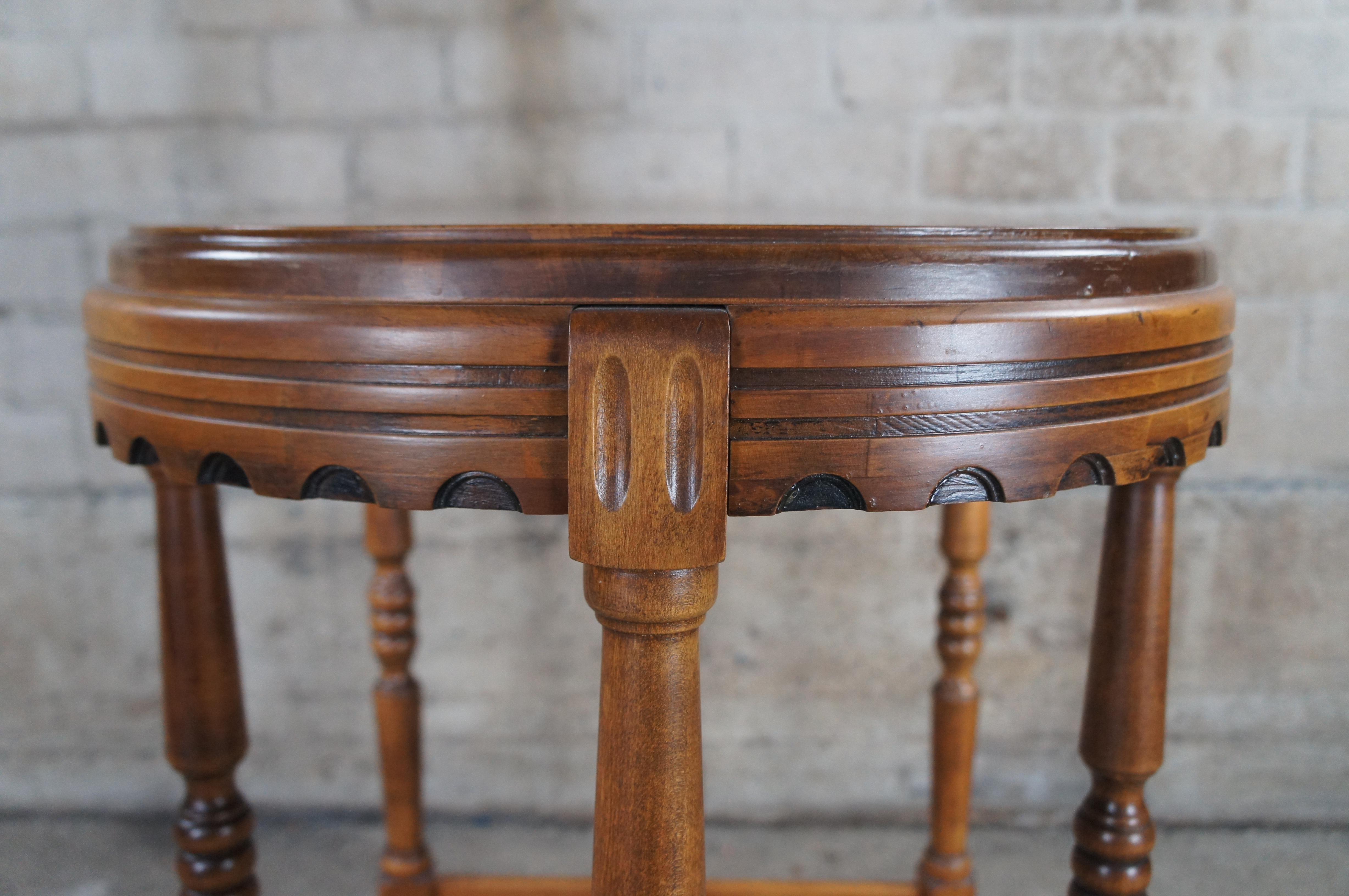 Noyer Table de salon ovale en noyer de style Revive 30