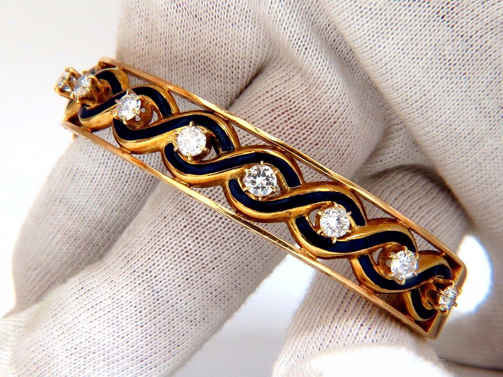 Victorian Ridged Interwoven Braided Handmade Diamond Bangle Bracelet 14 Karat In Good Condition For Sale In New York, NY