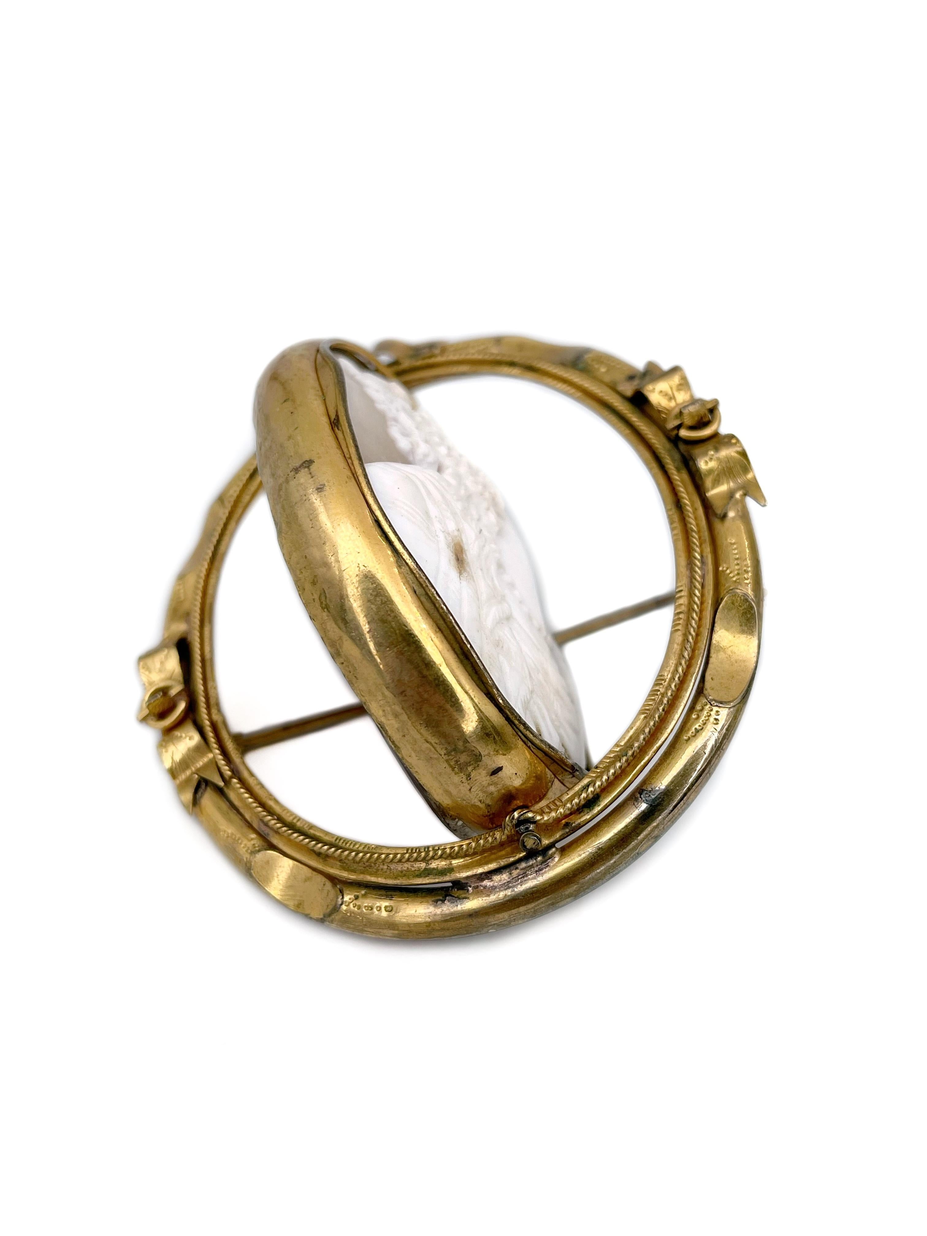 Victorian Right Facing Lady Shell Cameo Large Swivel Brooch In Good Condition For Sale In Vilnius, Vilniaus apskr.