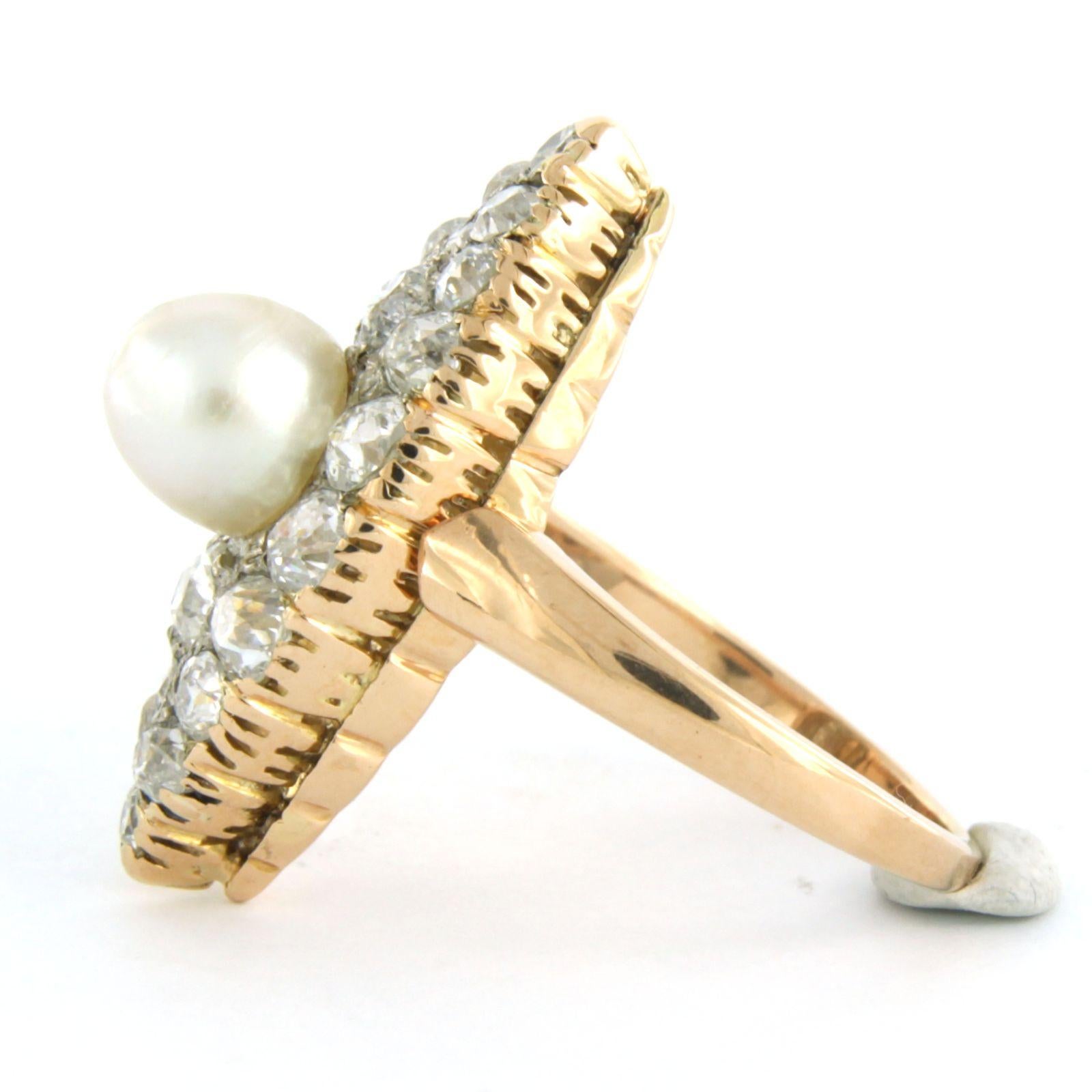 18k rose gold marquise ring set with a pearl and old mine-cut diamonds up to 2.00 ct - G/H - SI - ring size US 5.25 - EU 16(50)

Detailed description:

The top of the ring is 2.5 cm wide by 1.1 cm high.

Weight: 6.8 grams

Ring size US 5.25 - EU