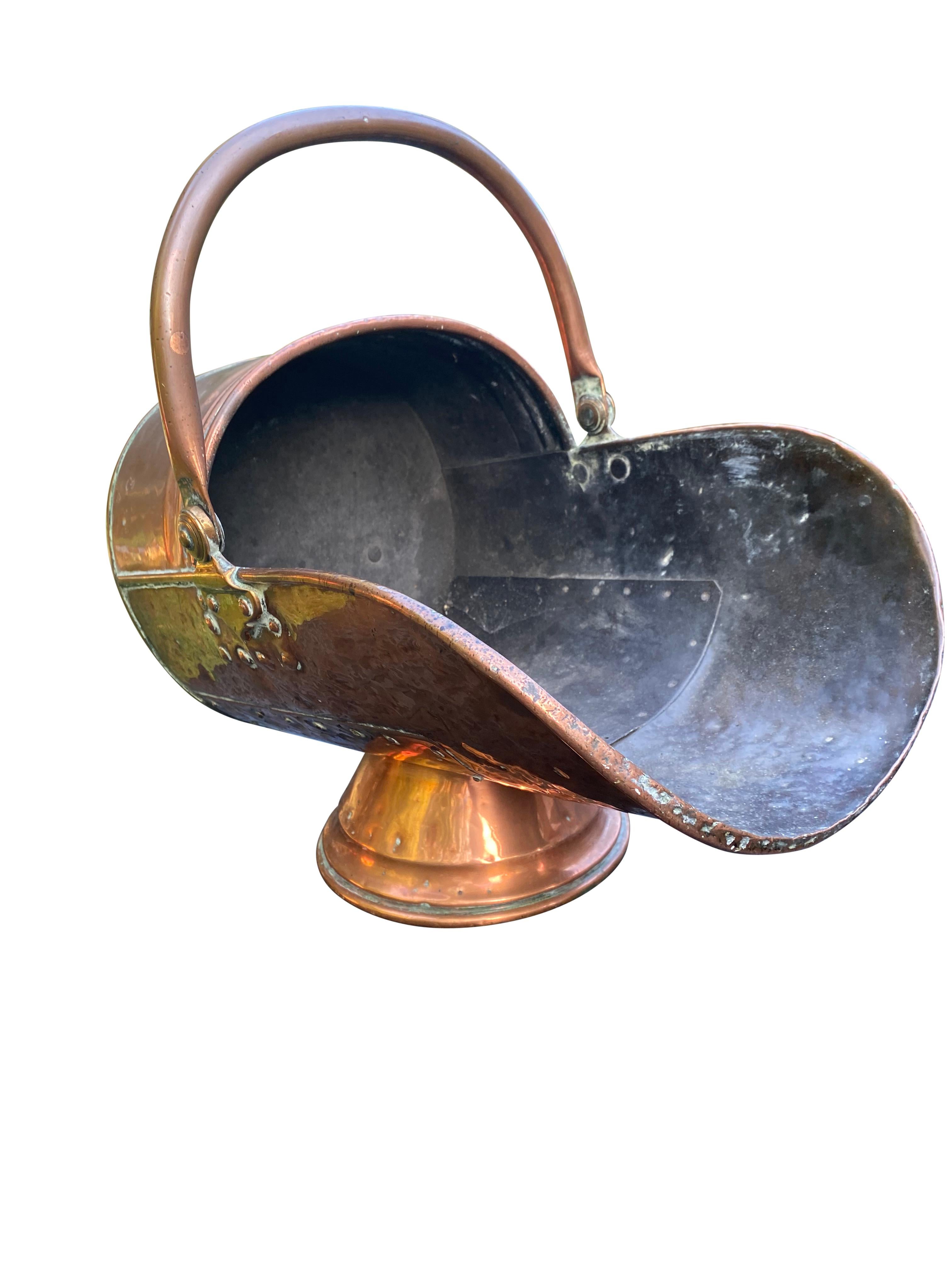 English Victorian Riveted Copper Brass Coal Bucket with Handled Helmet, 19th Century For Sale
