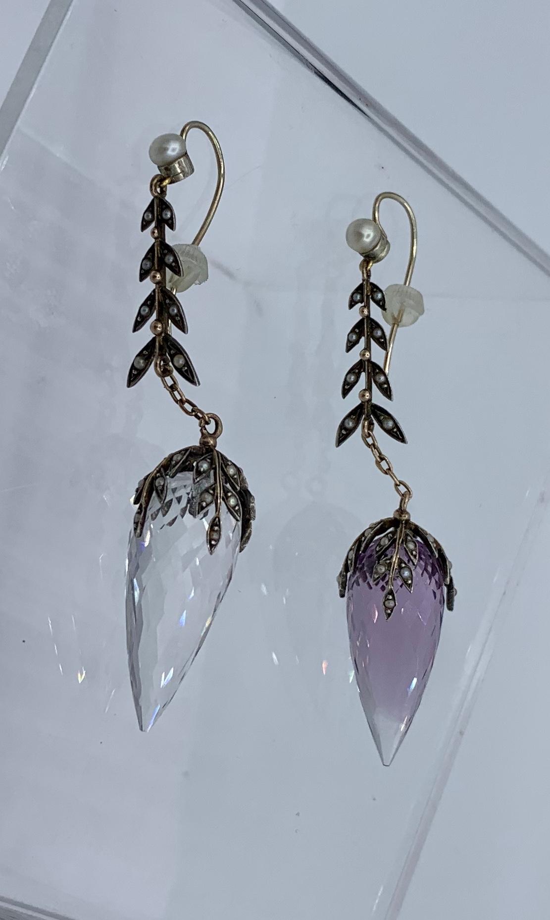 Pendants d'oreilles victoriens en or avec perles de cristal de roche de trois pouces en vente 1