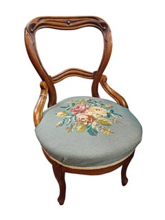 Chaise de salon victorienne à dossier ballon de style néo-rococo, c. 1850-1870