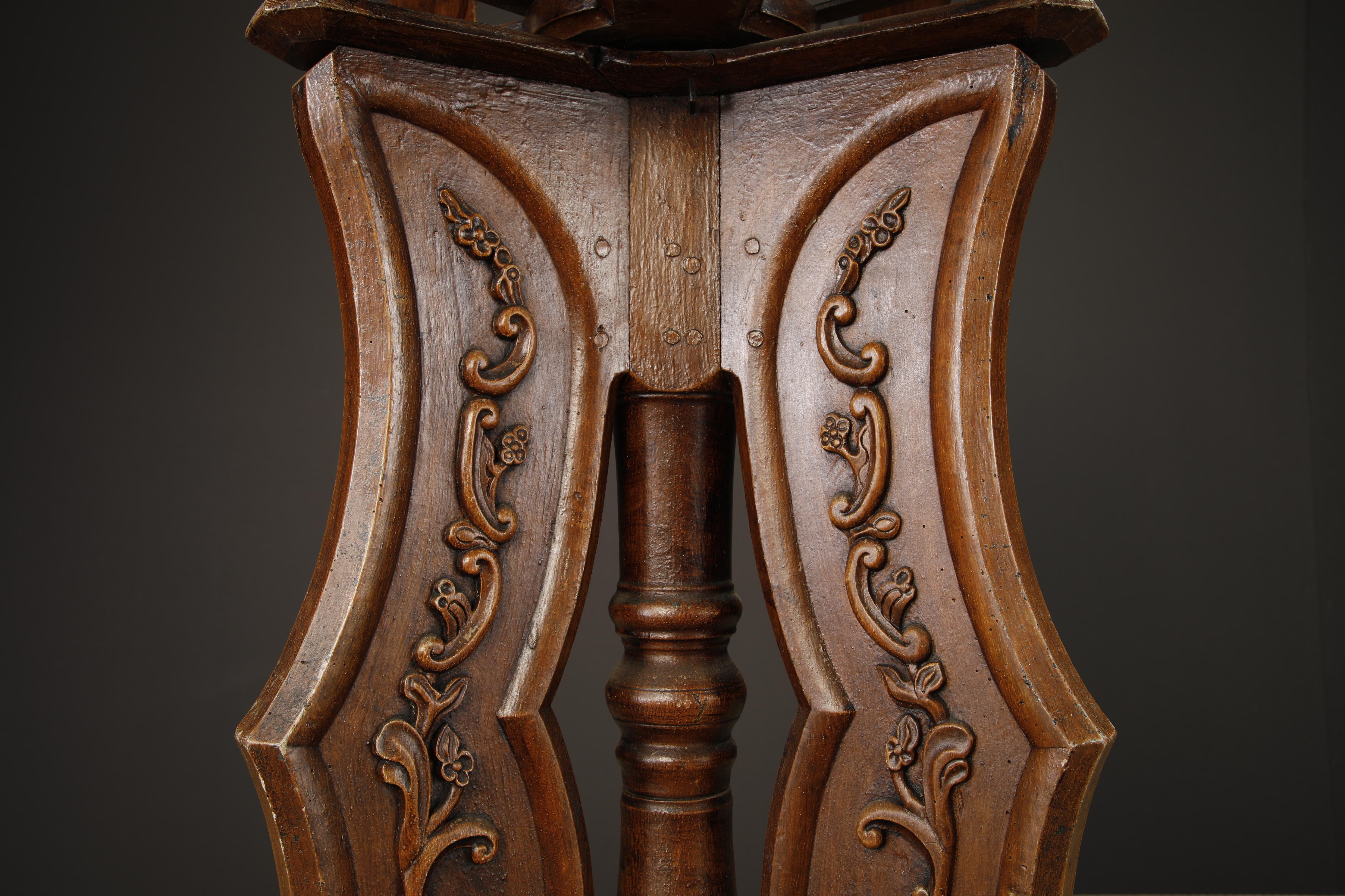 Néo-rococo Victorian Rococo Revival Rotating Double Lectern with Candleholders, c 1850-1880 en vente