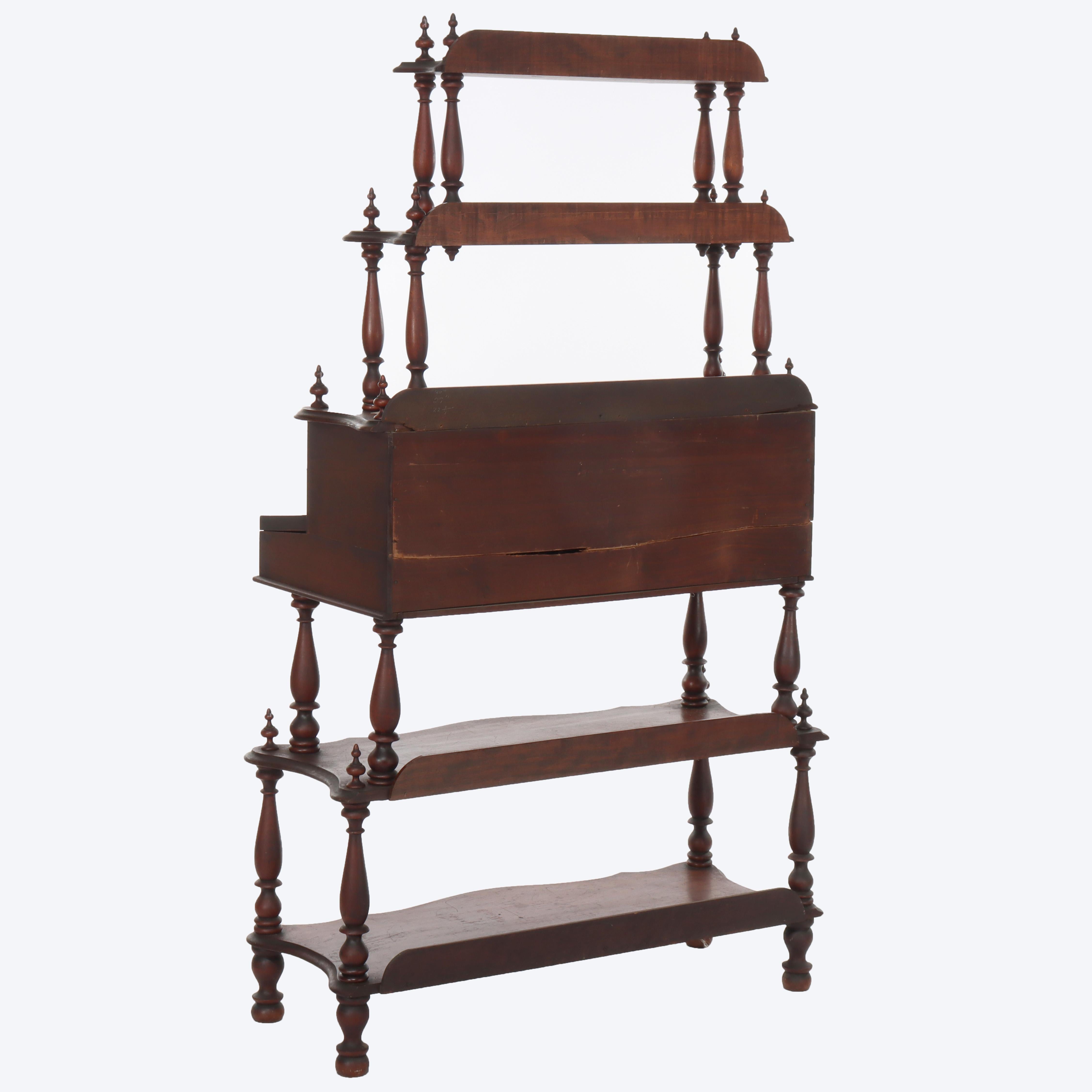 Etapa victoriana rococó de nogal con frente abatible C1890 en venta 8