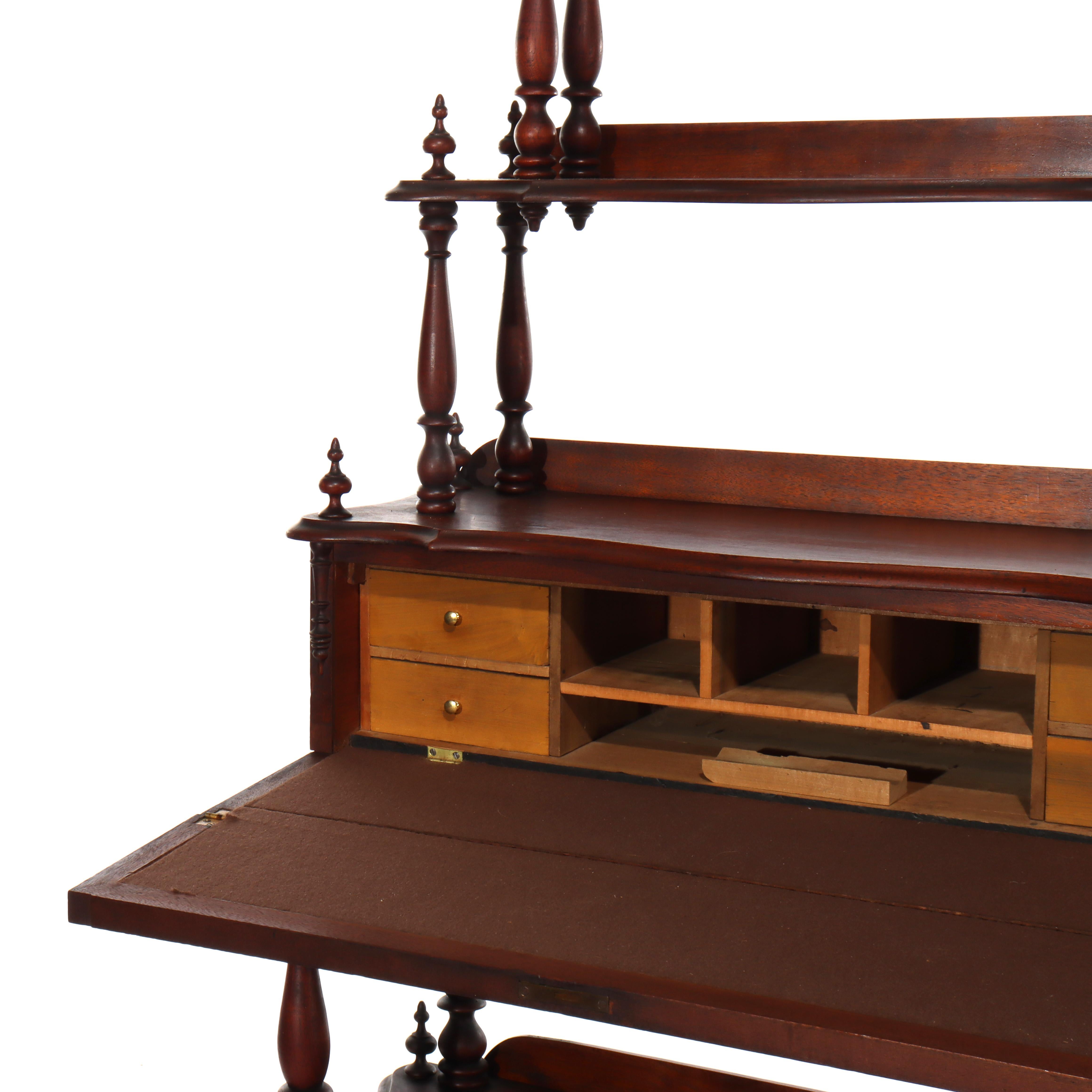 Etapa victoriana rococó de nogal con frente abatible C1890 en venta 1