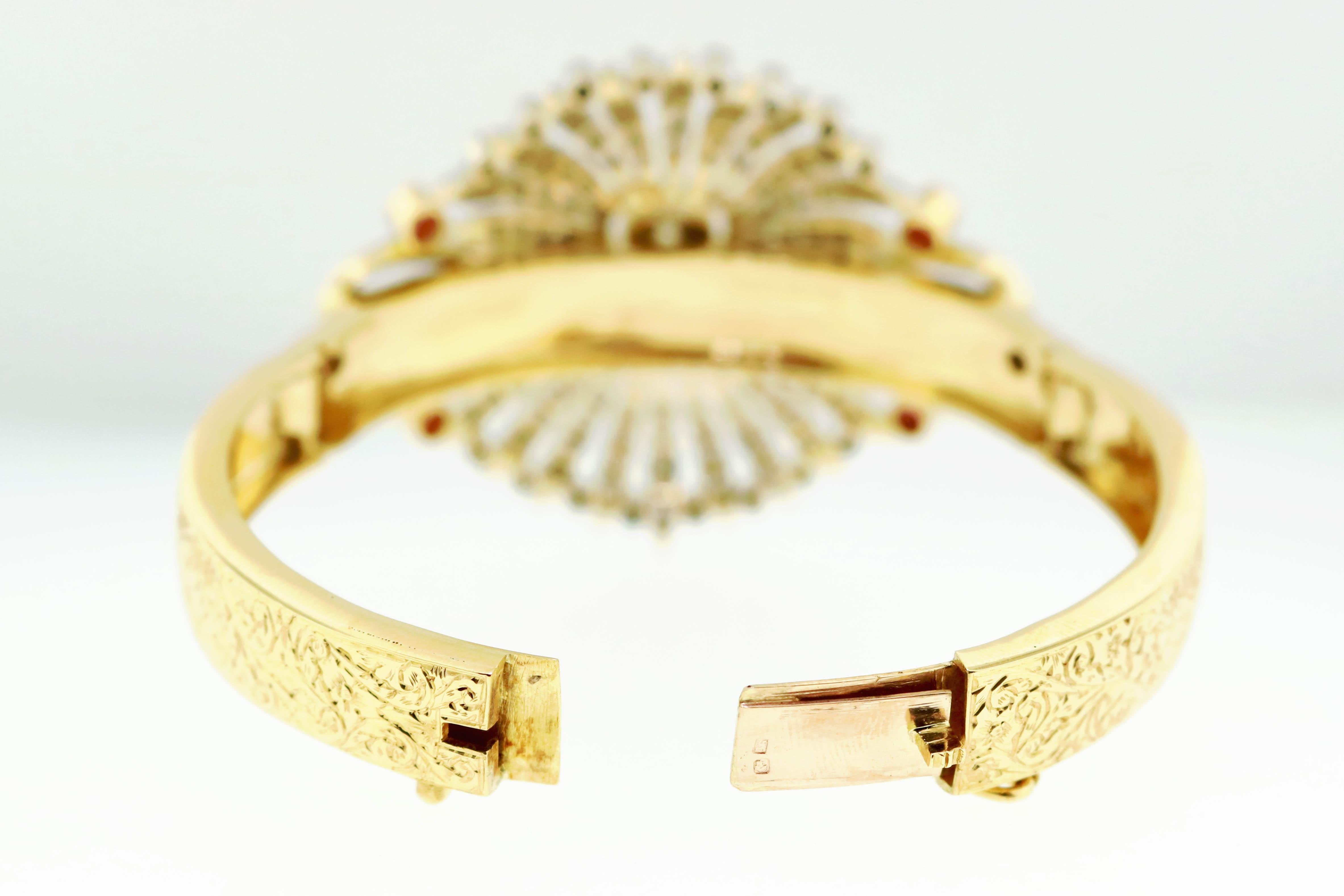 Viktorianisches Manschettenarmband aus Gold und Emaille mit Diamanten, Rosen und alten europäischen Diamanten und Rubinen Damen im Angebot
