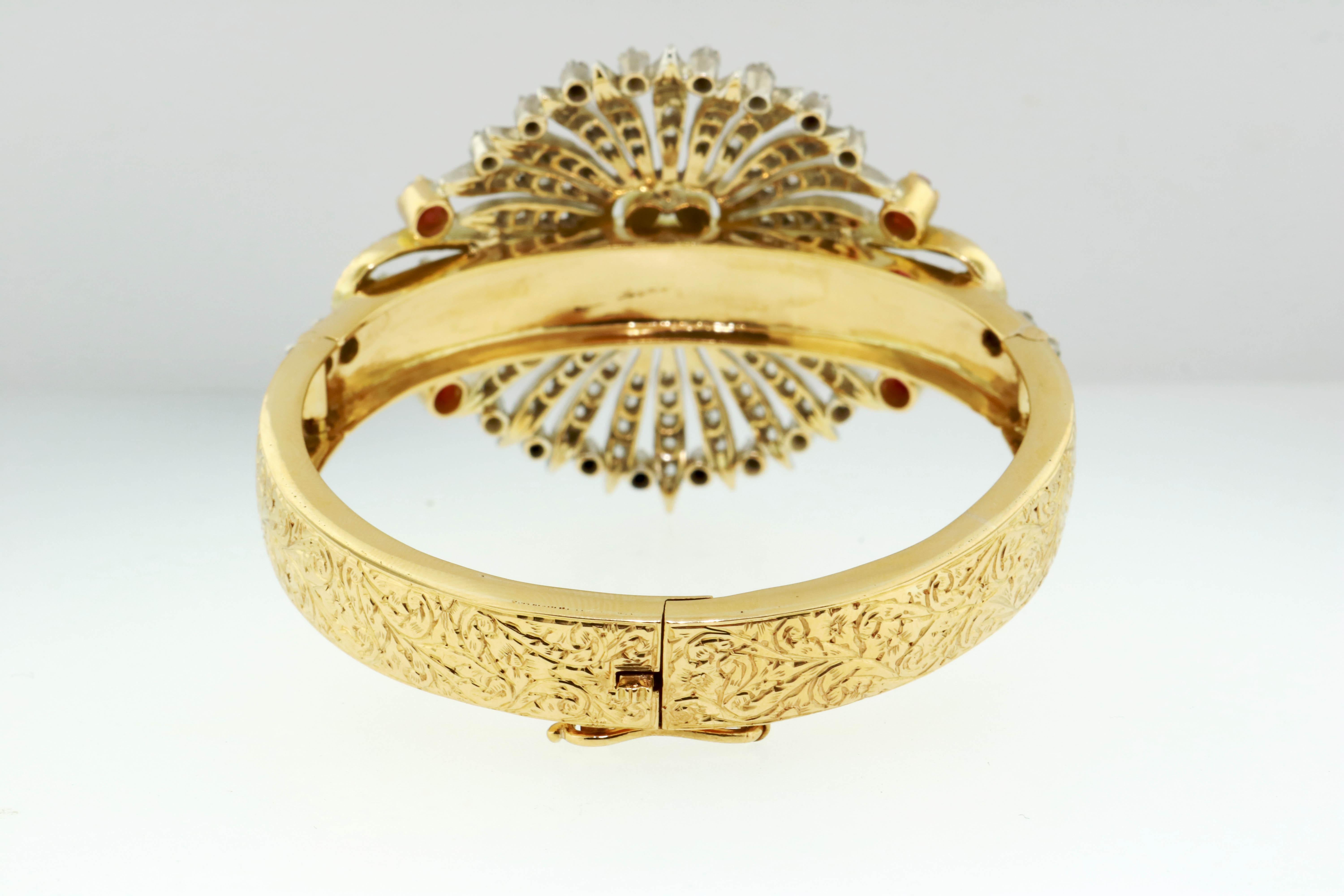 Viktorianisches Manschettenarmband aus Gold und Emaille mit Diamanten, Rosen und alten europäischen Diamanten und Rubinen im Angebot 2