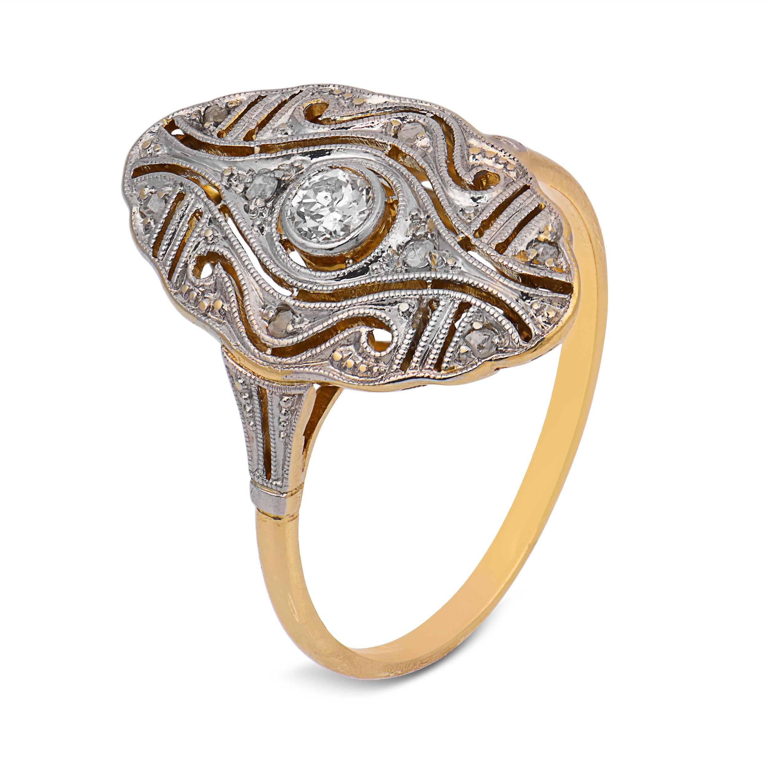 Anello vittoriano con diamante taglio rosa e navette in oro giallo 18 carati