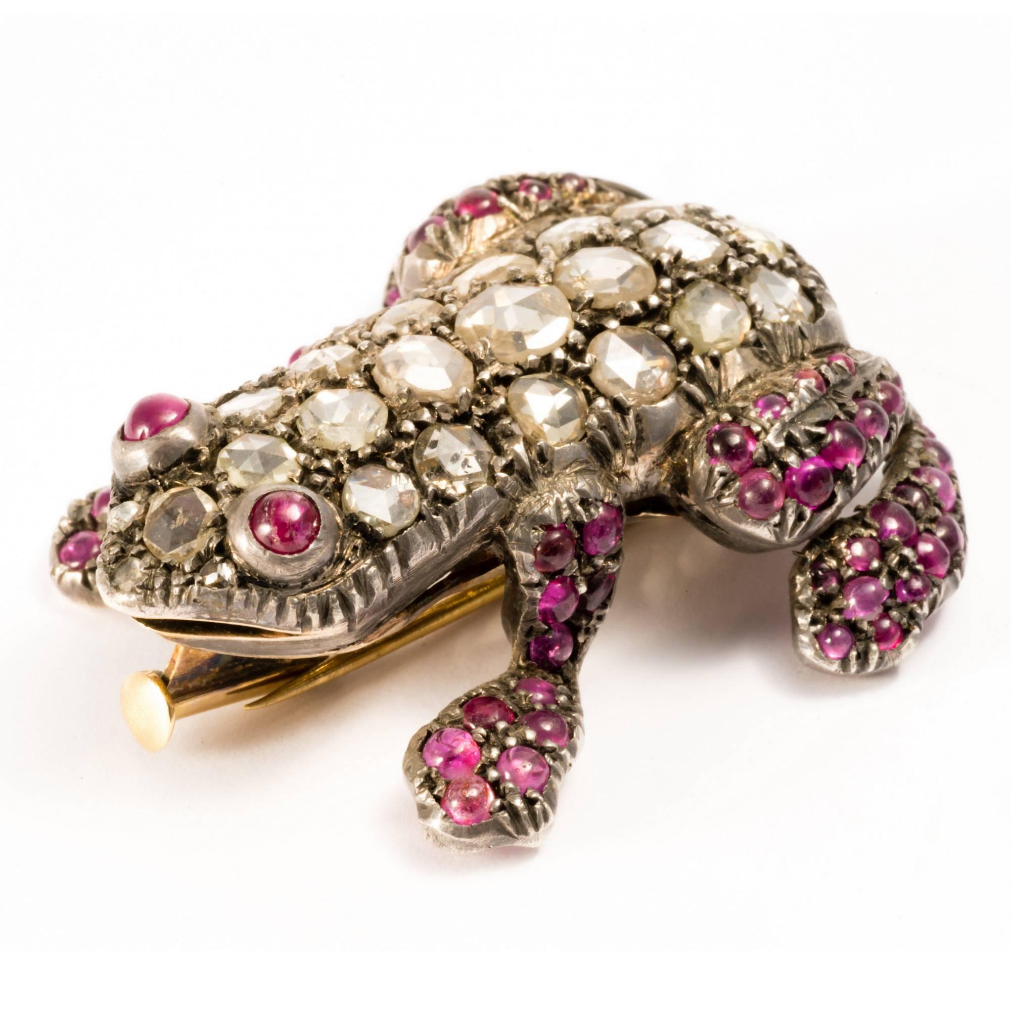1880 Antique Symbol Rose Cut Diamonds and Rubies Frog Necklace Enhancer Brooch  In Good Condition In Roma, IT