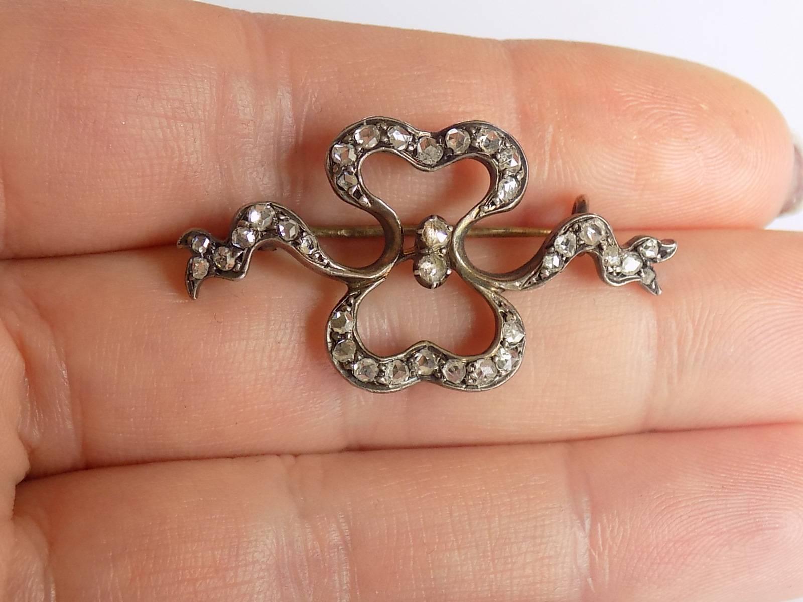 Women's Gold Victorian Rose Cut Diamond Bow Brooch For Sale