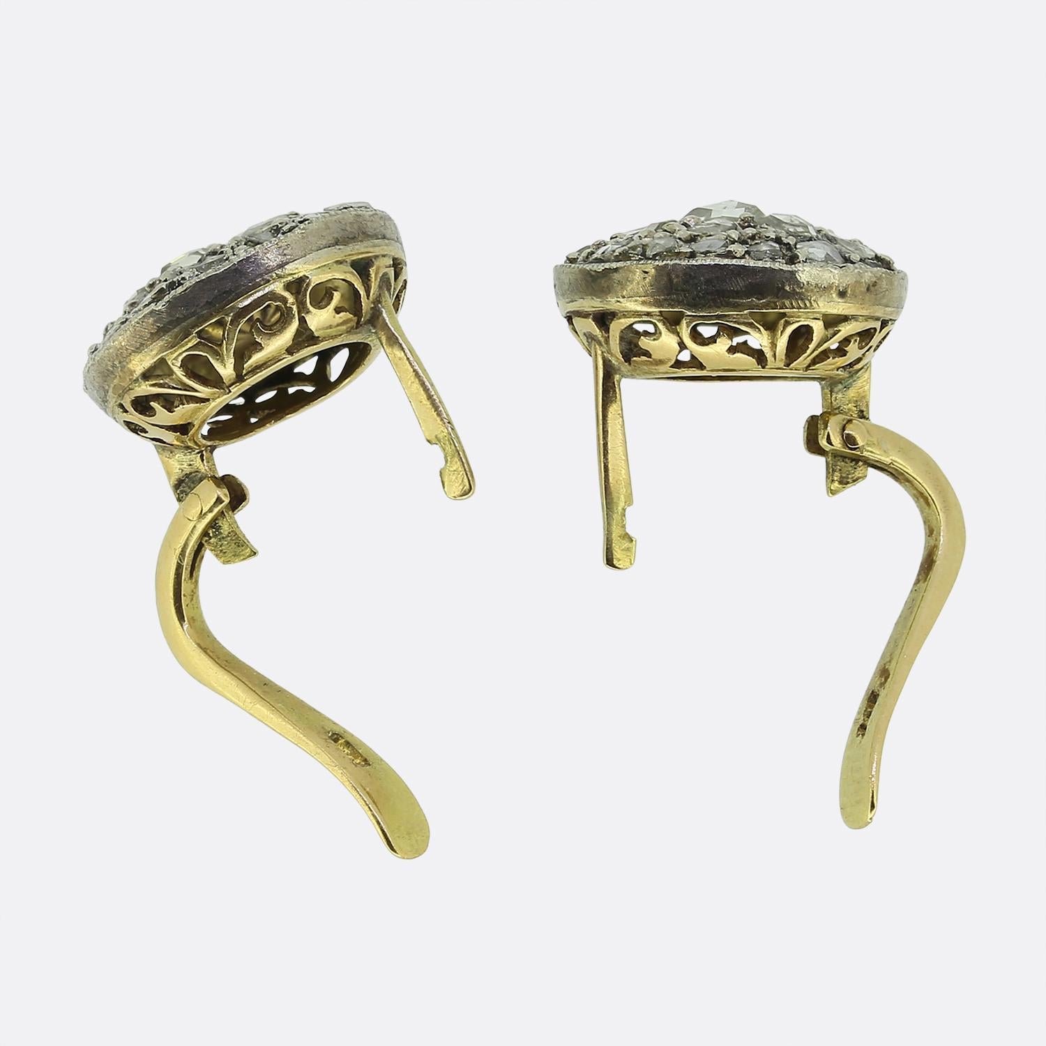 Pendientes Victorianos de Racimo de Diamantes talla Rosa en Bueno estado para la venta en London, GB
