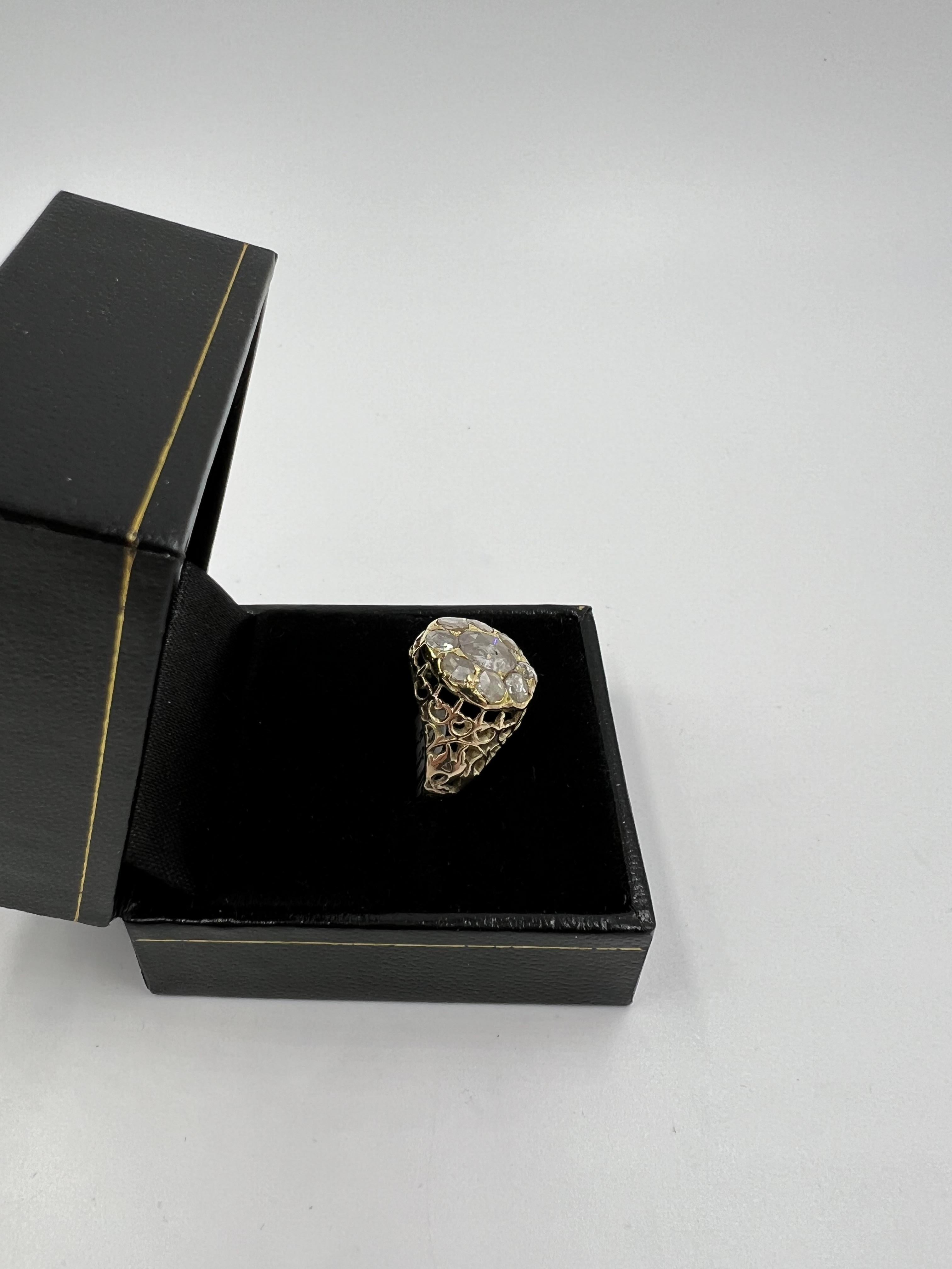 Viktorianischer Diamant-Cluster-Ring im Rosenschliff CIRCA 1890er Jahre im Angebot 2