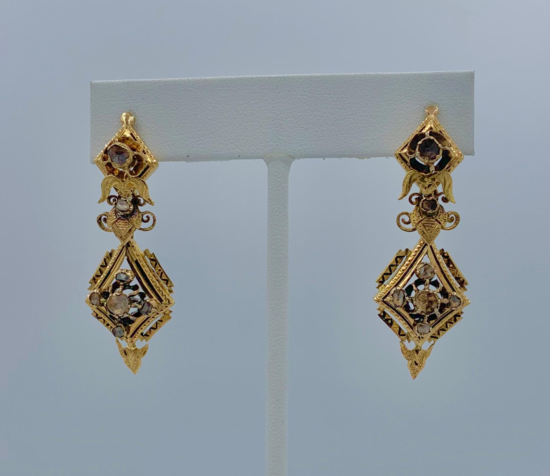 Boucles d'oreilles pendantes jour/nuit en or 18 carats avec diamant taillé en rose et émail Rare en vente 4