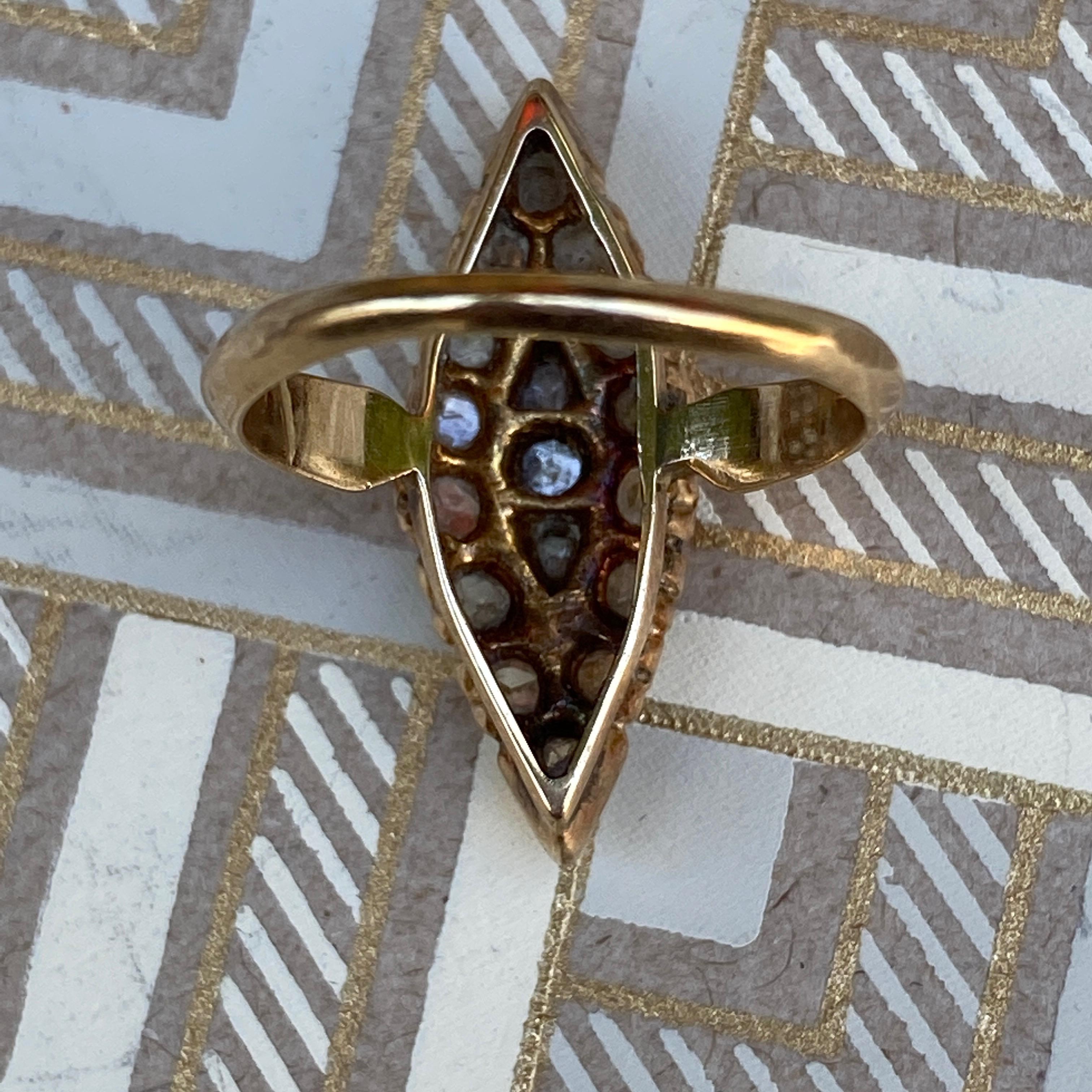 Viktorianischer Navette 14K Goldring mit Diamant im Rosenschliff im Angebot 14