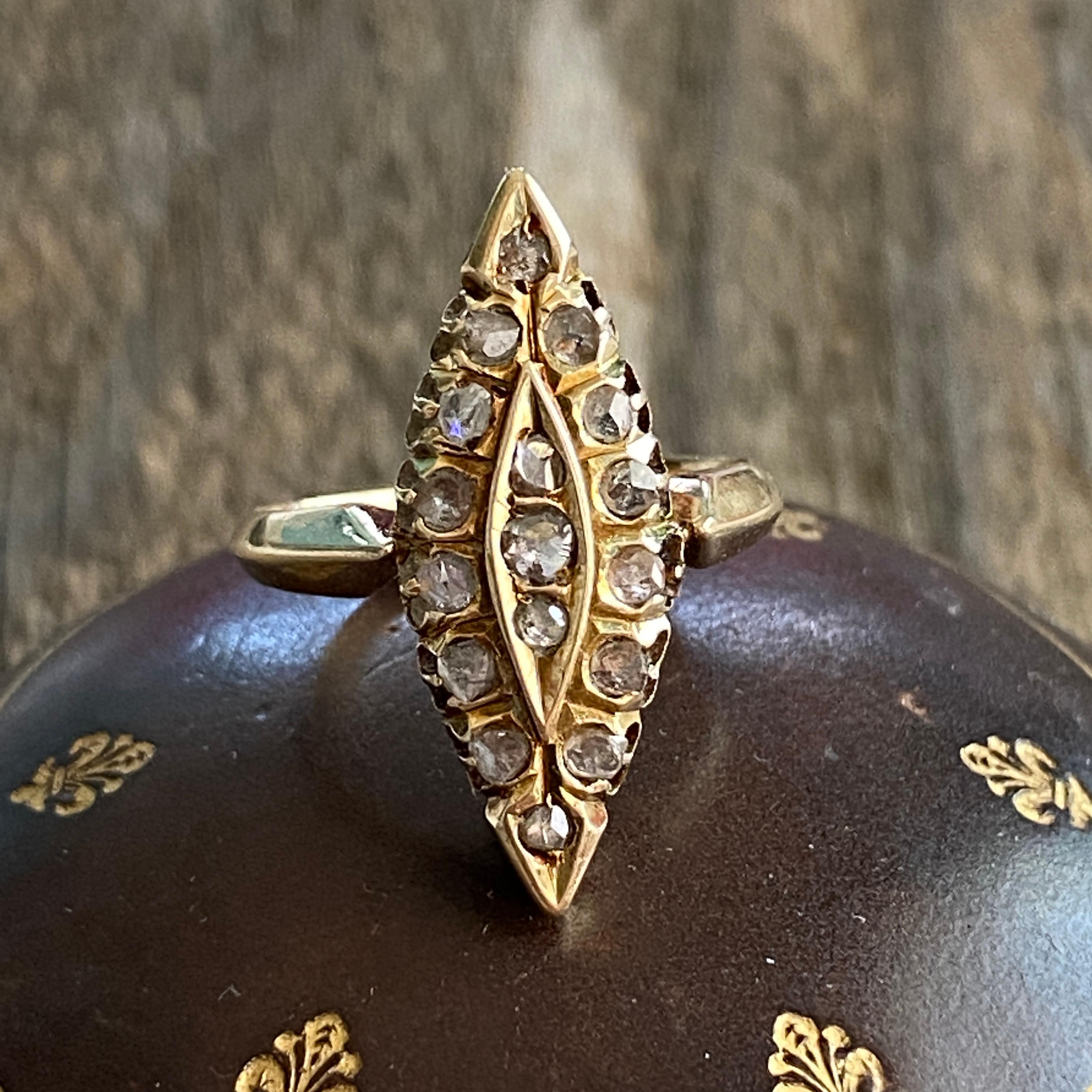 Viktorianischer Navette 14K Goldring mit Diamant im Rosenschliff Damen im Angebot