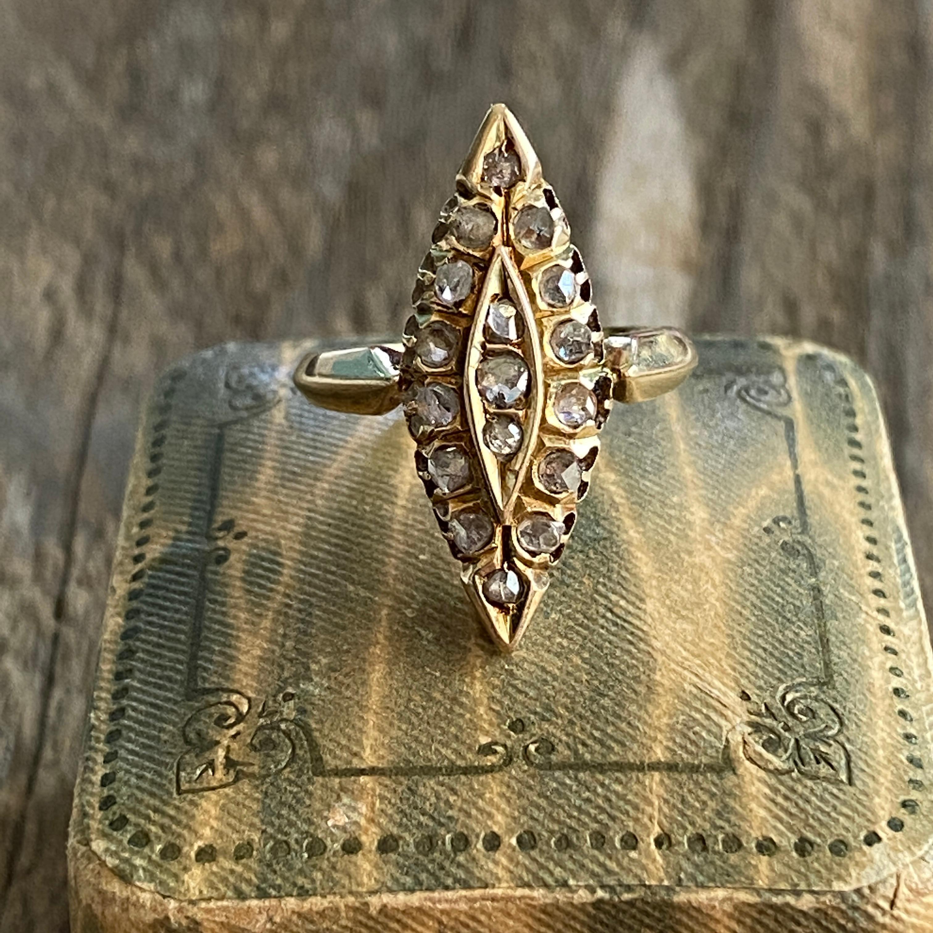 Viktorianischer Navette 14K Goldring mit Diamant im Rosenschliff im Angebot 4