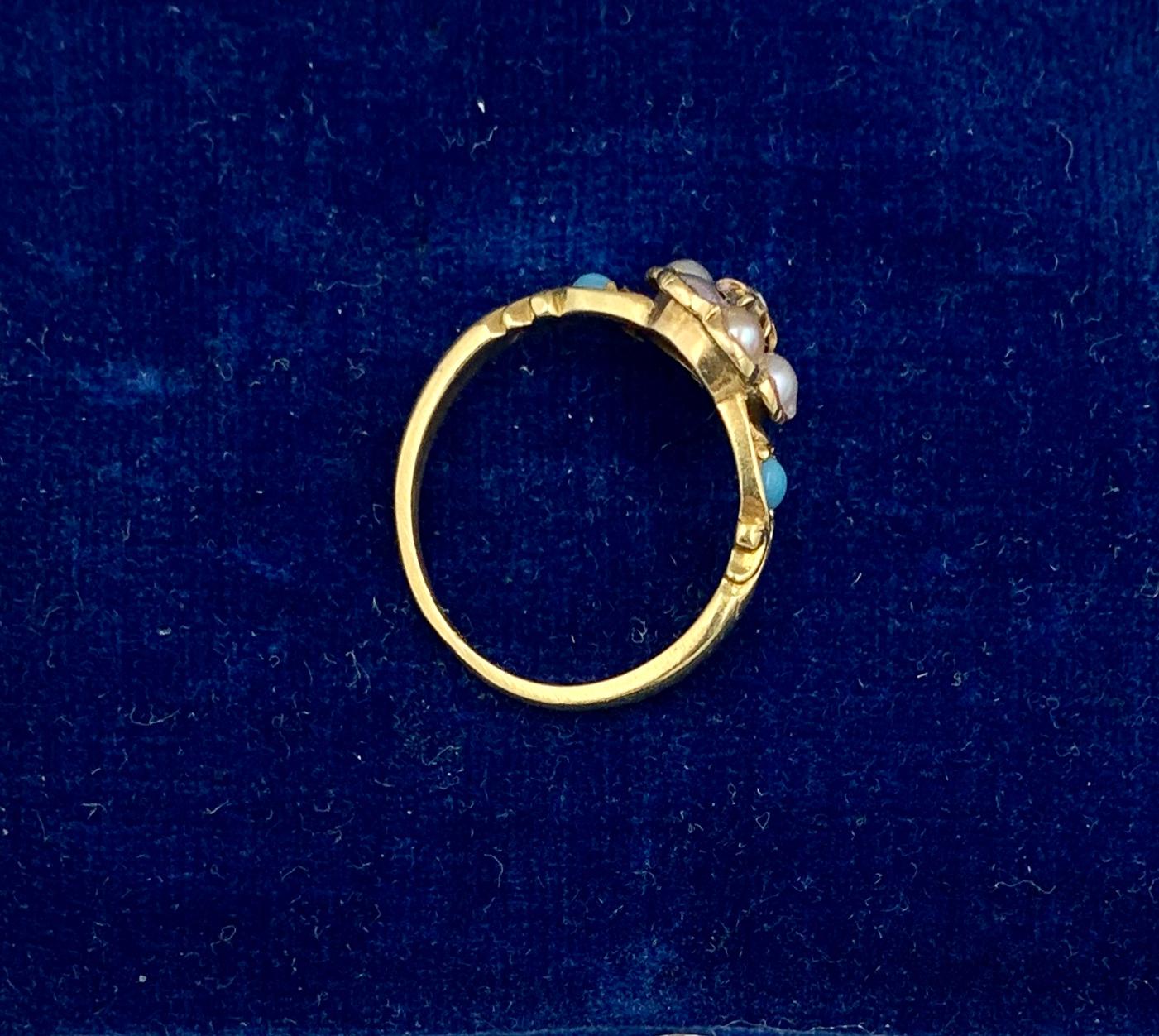 Bague de fiançailles de style victorien ancien en or 14 carats avec diamants taille rose et perle turquoise en vente 6
