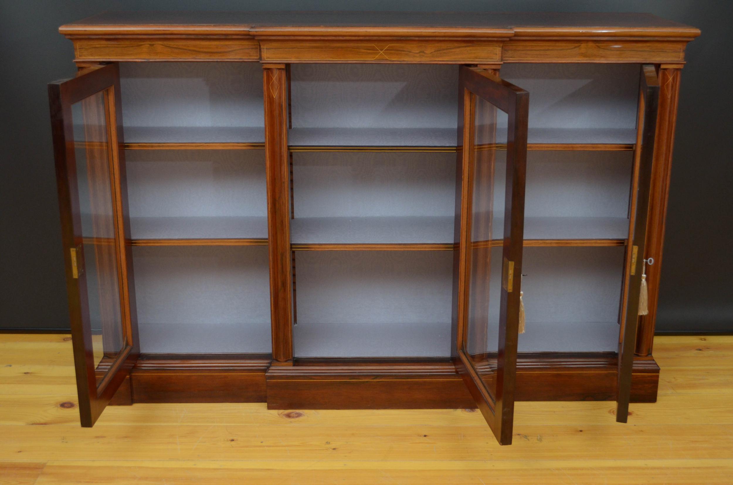Victorian Rosewood Breakfronted Bookcase For Sale 1