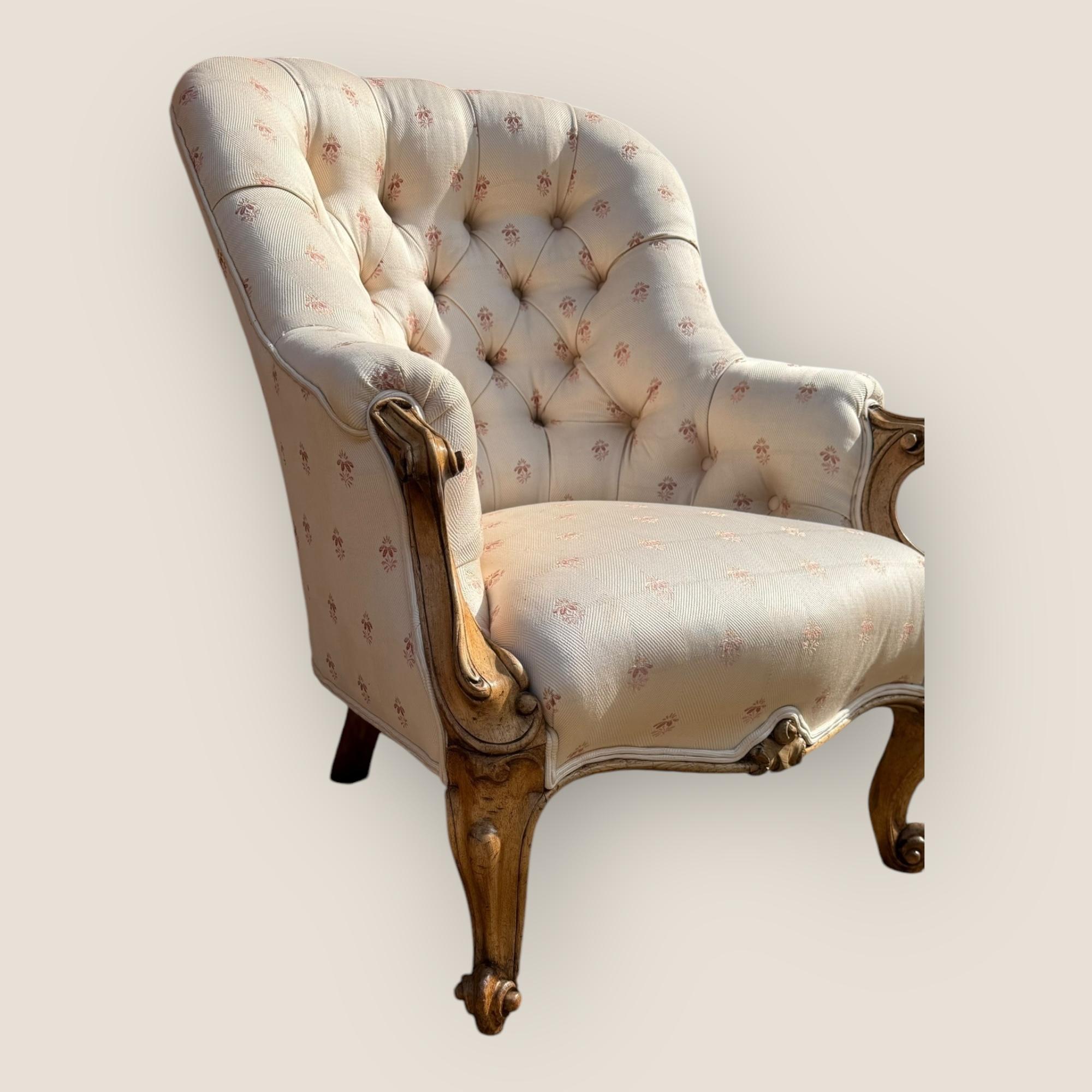 Viktorianischer Palisander Sessel mit Knopfleiste (Britisch) im Angebot