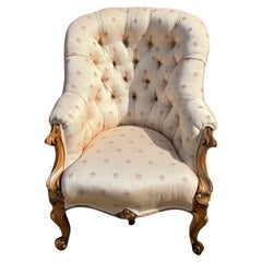 Sillón victoriano de palisandro con respaldo de botones
