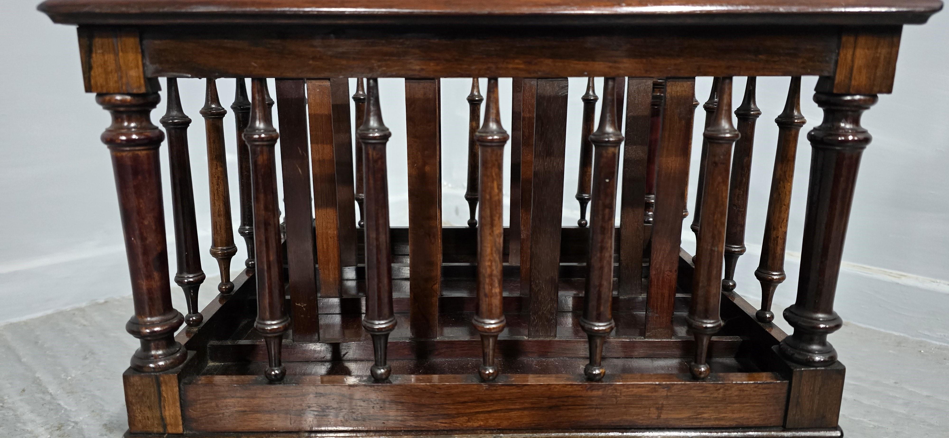 XIX secolo Canterbury vittoriano in palissandro in vendita