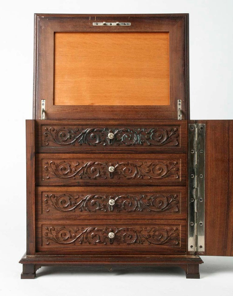 Victorian Mahogany Carved Cigar Box 19th Century For Sale At 1stdibs