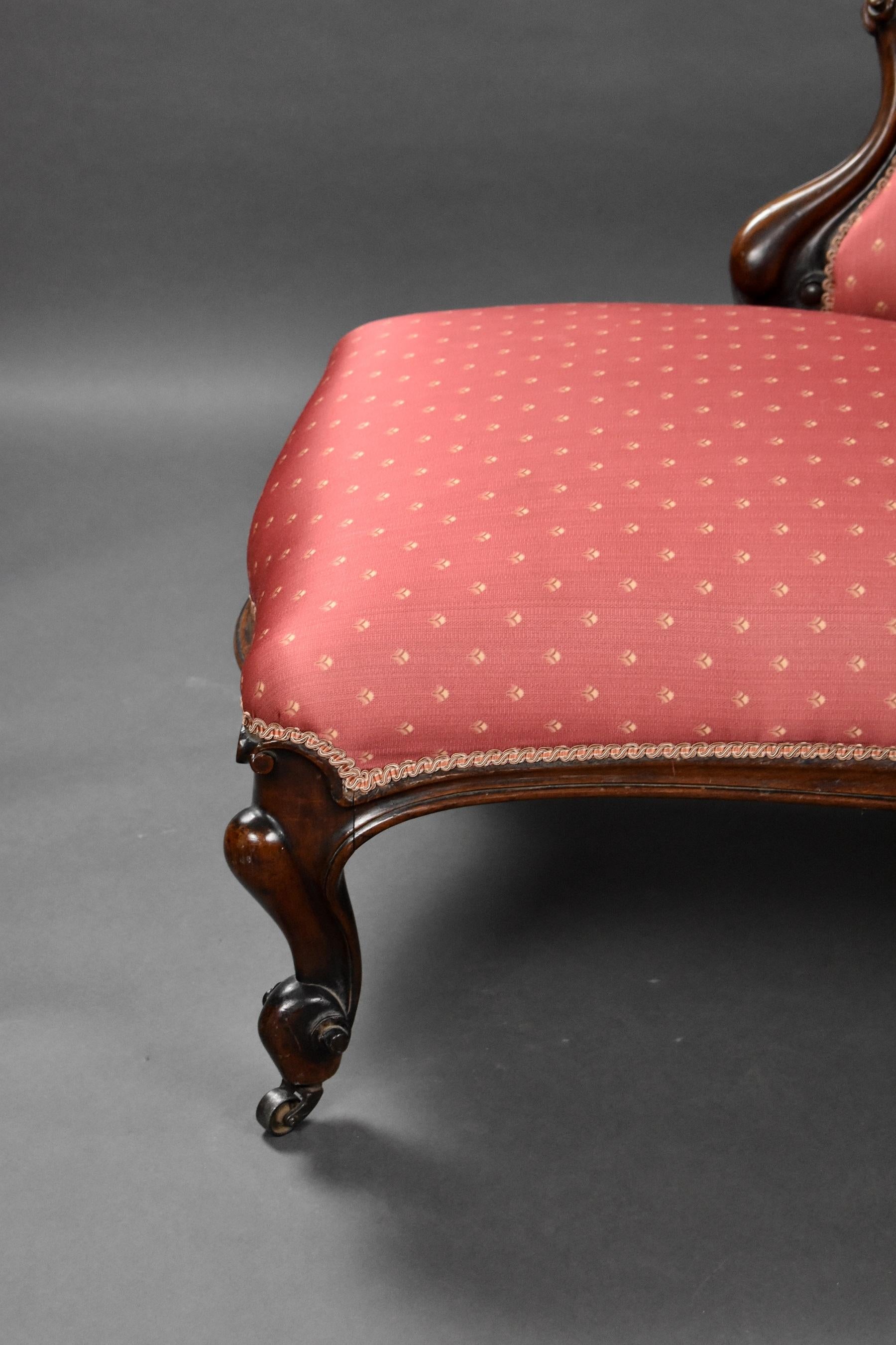 red victorian chaise lounge