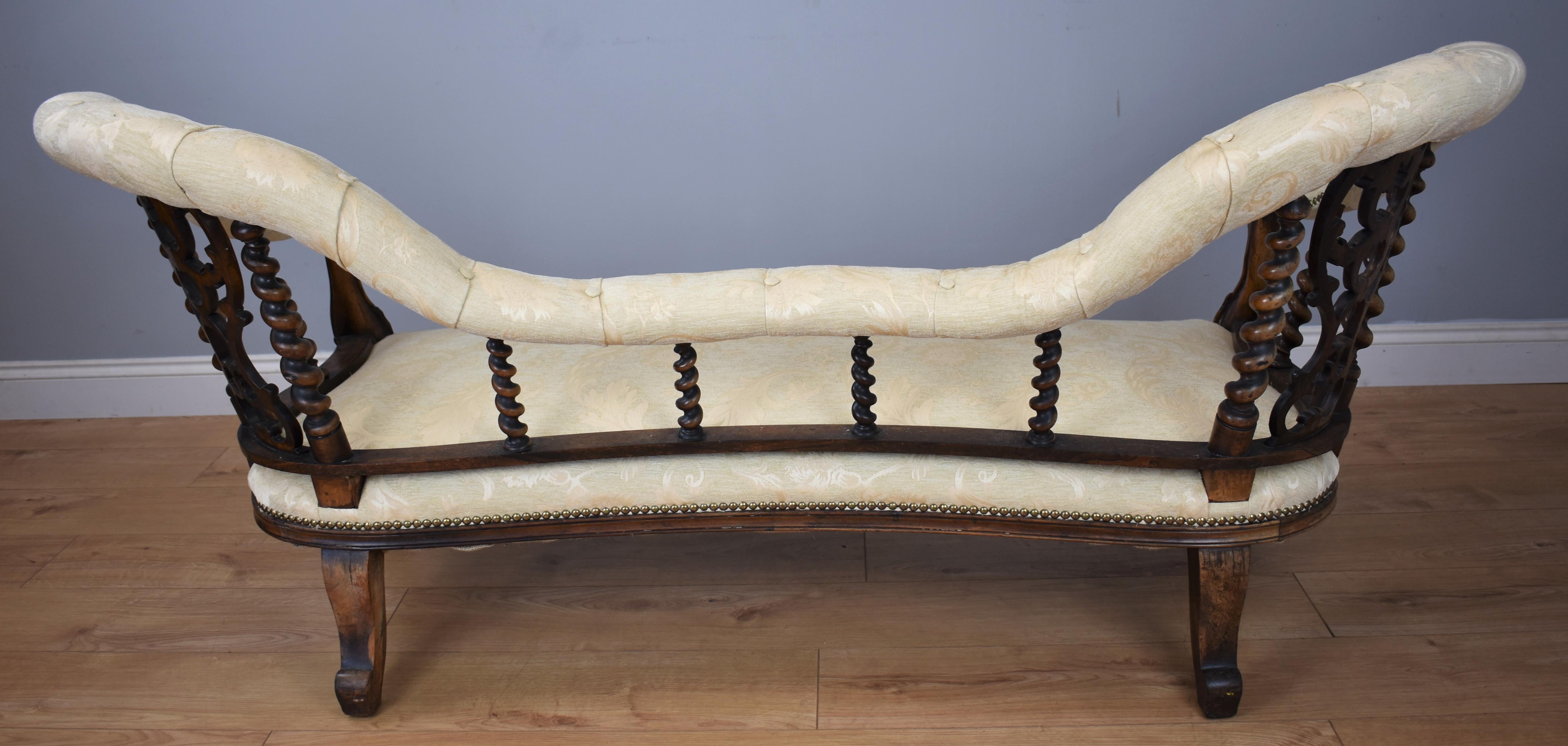 Victorian Rosewood Chaise Lounge or Sofa 2
