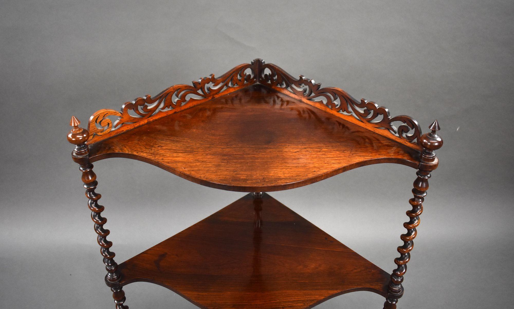 Victorian Rosewood Corner Whatnot In Good Condition For Sale In Chelmsford, Essex