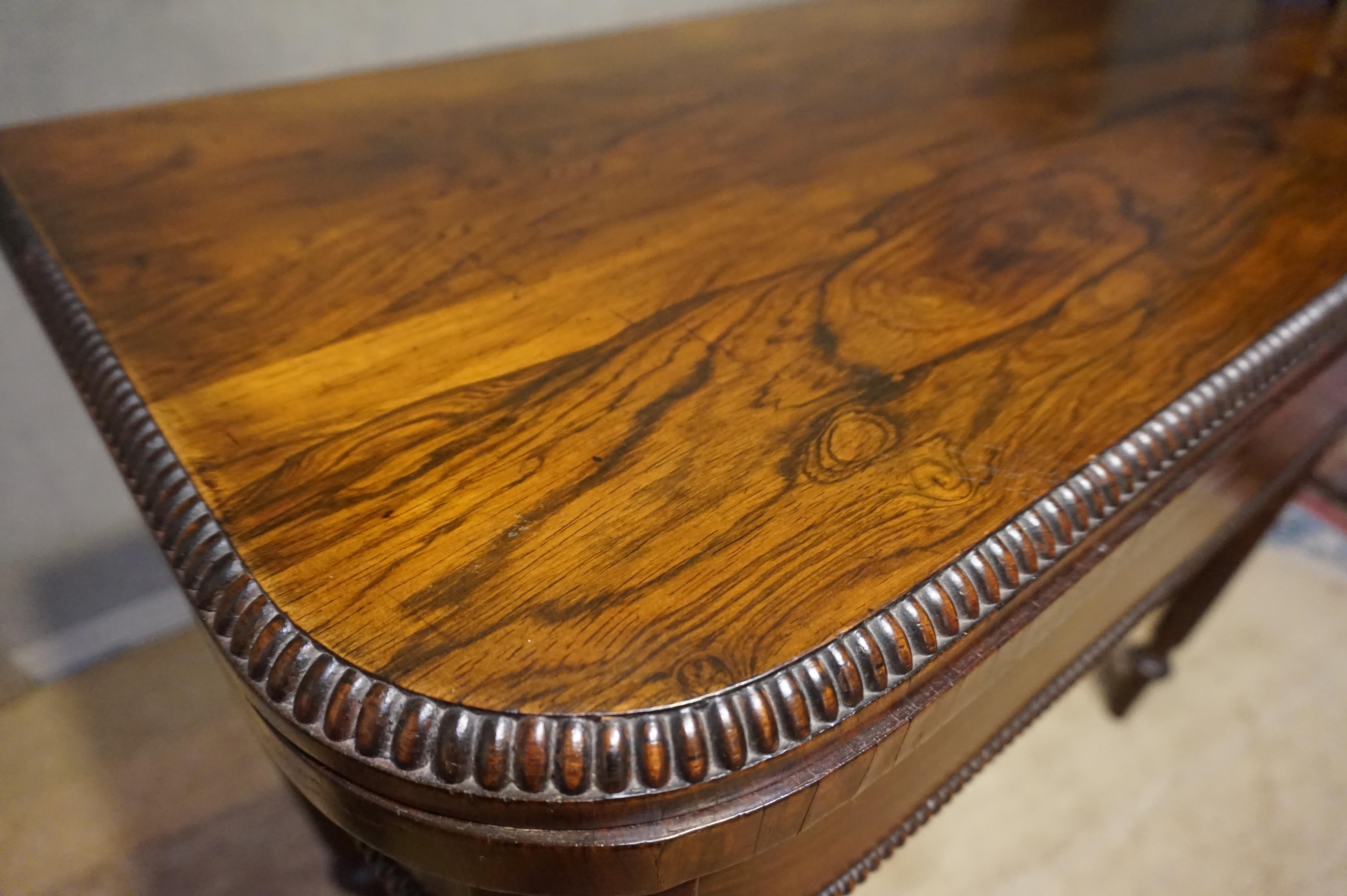 English Victorian Rosewood Games Table with Carved Legs and Beaded Edge For Sale