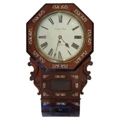 Horloge victorienne à cadran en bois de rose et marqueterie
