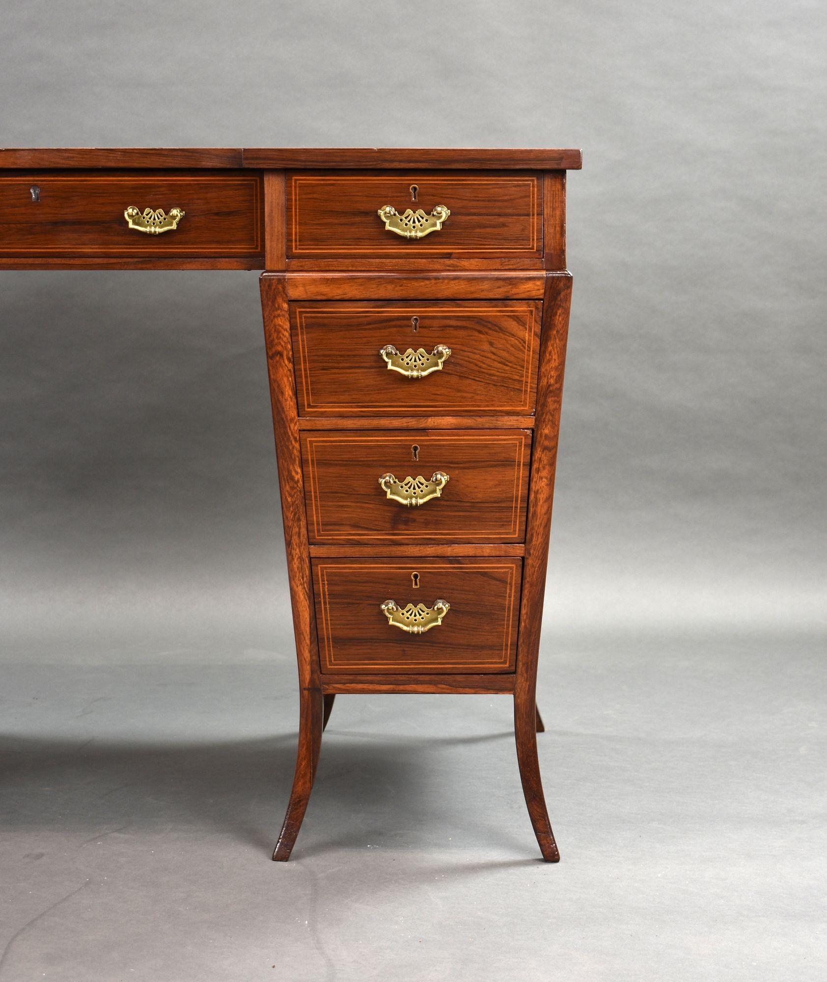 19th Century Victorian Rosewood Pedestal Desk For Sale