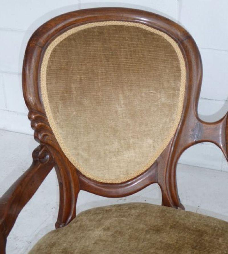 19th Century Victorian Rosewood Spoon Back Sofa For Sale