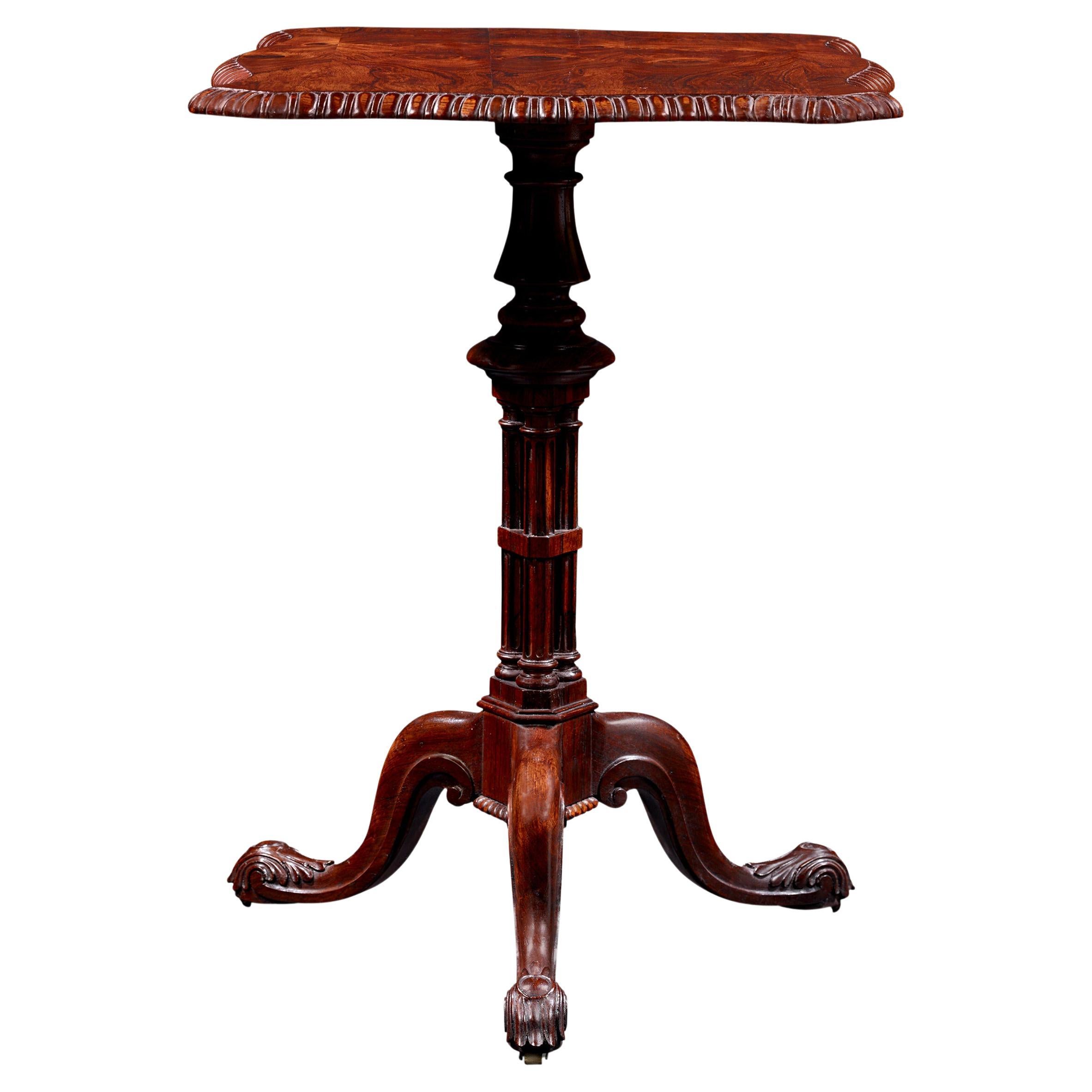 Table victorienne en bois de rose en vente