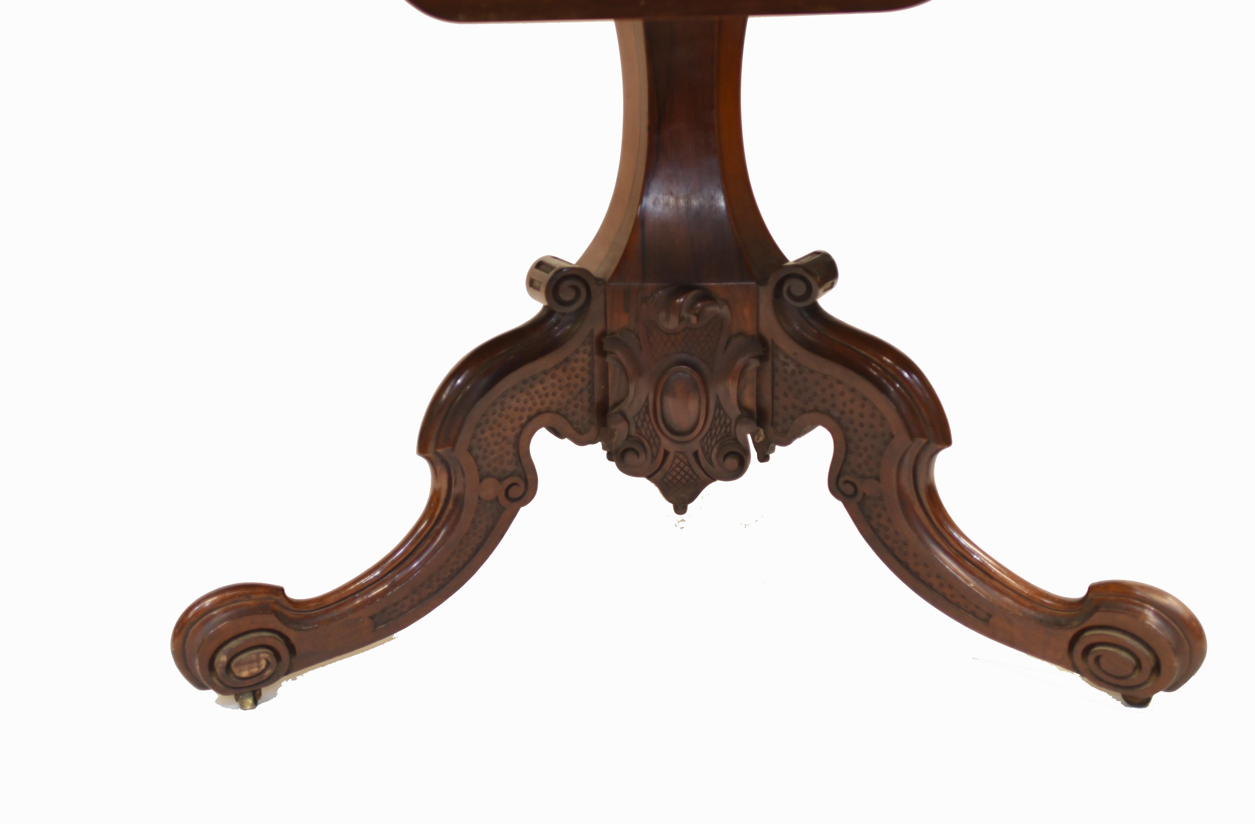 Victorian Round Dining Table Rosewood Centre Tables, 1860 7