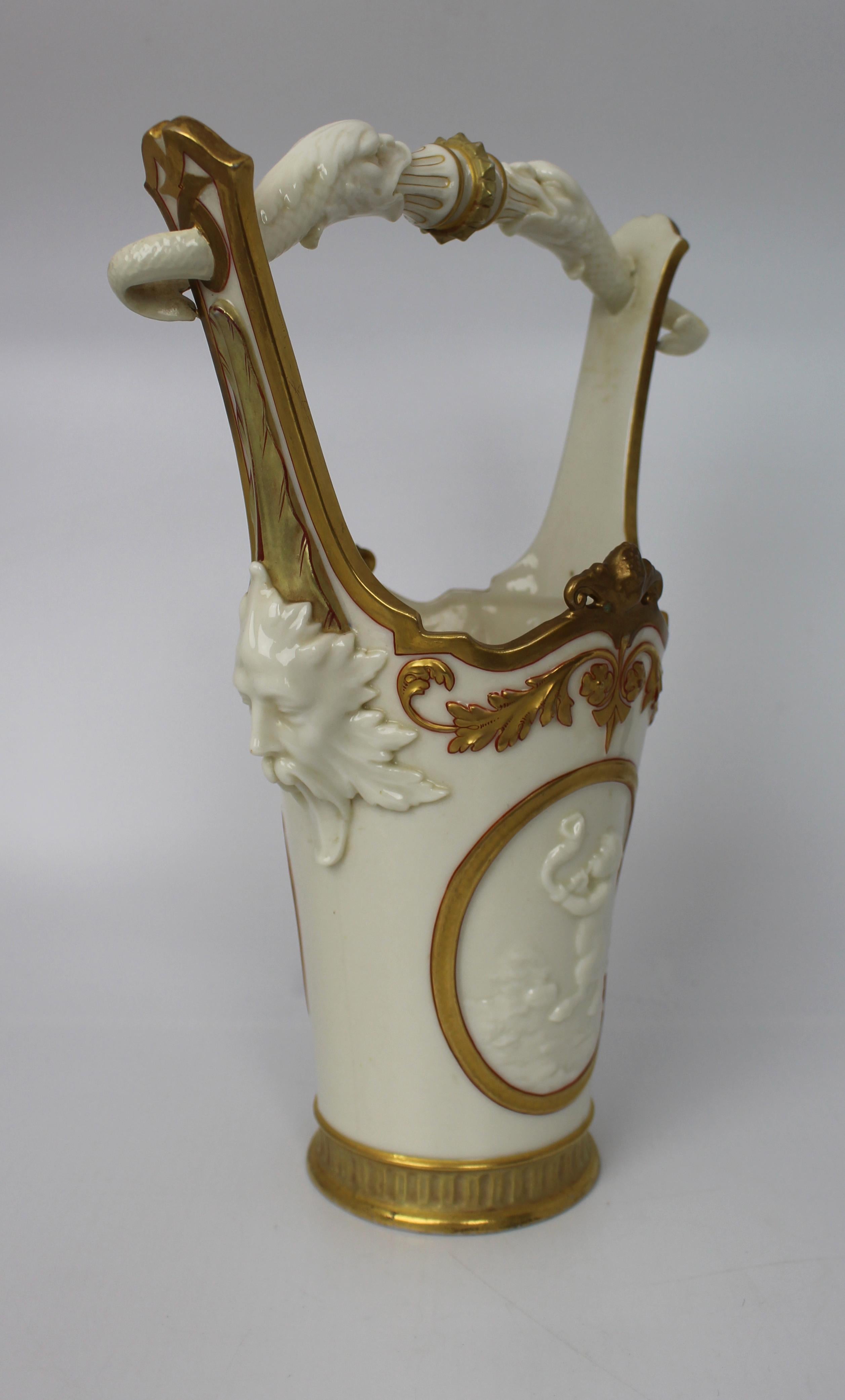 Vase d'exposition victorien Royal Worcester 1884 en vente 1