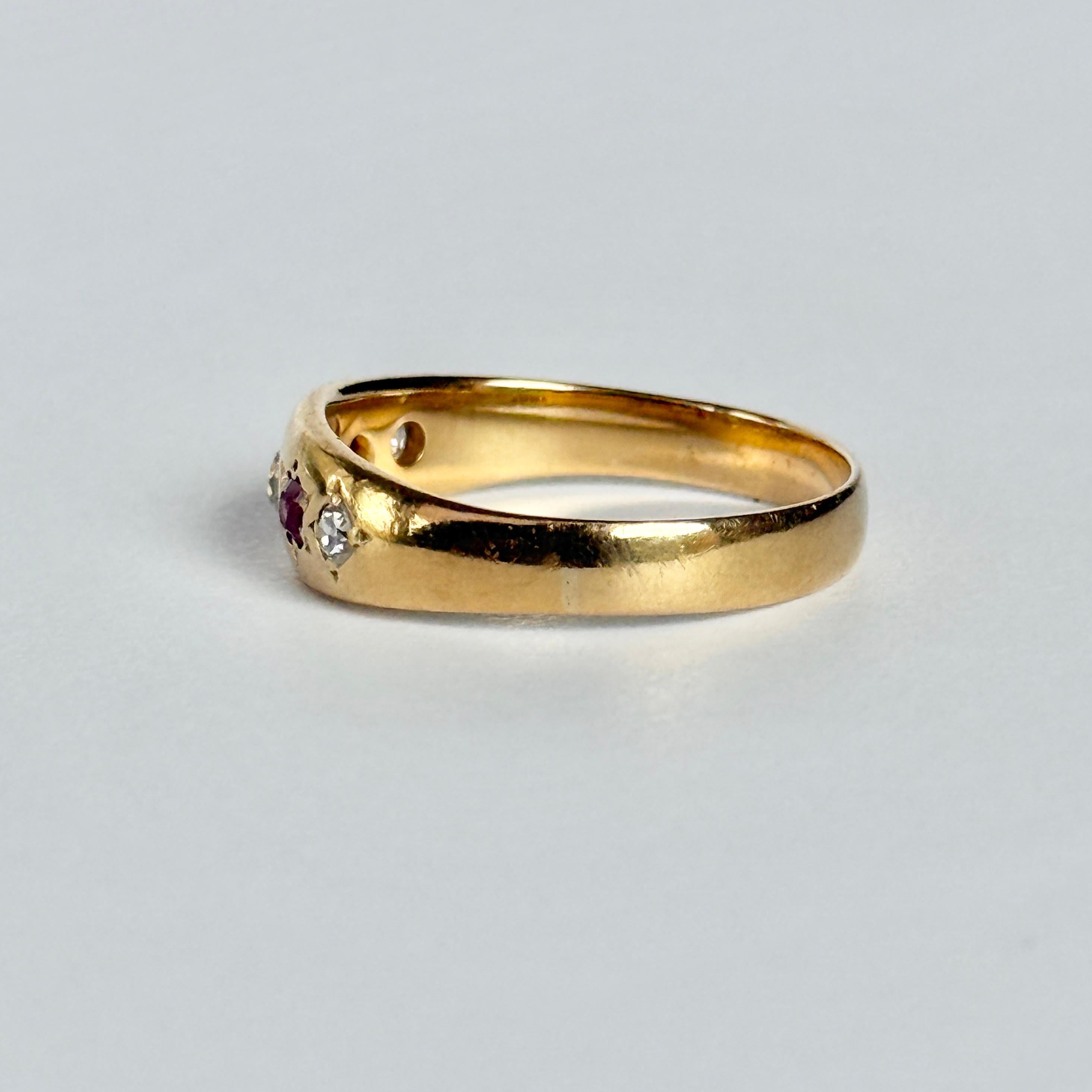 Women's Victorian Ruby and Diamond 18 Carat Gold Five-Stone Star Setting Ring For Sale