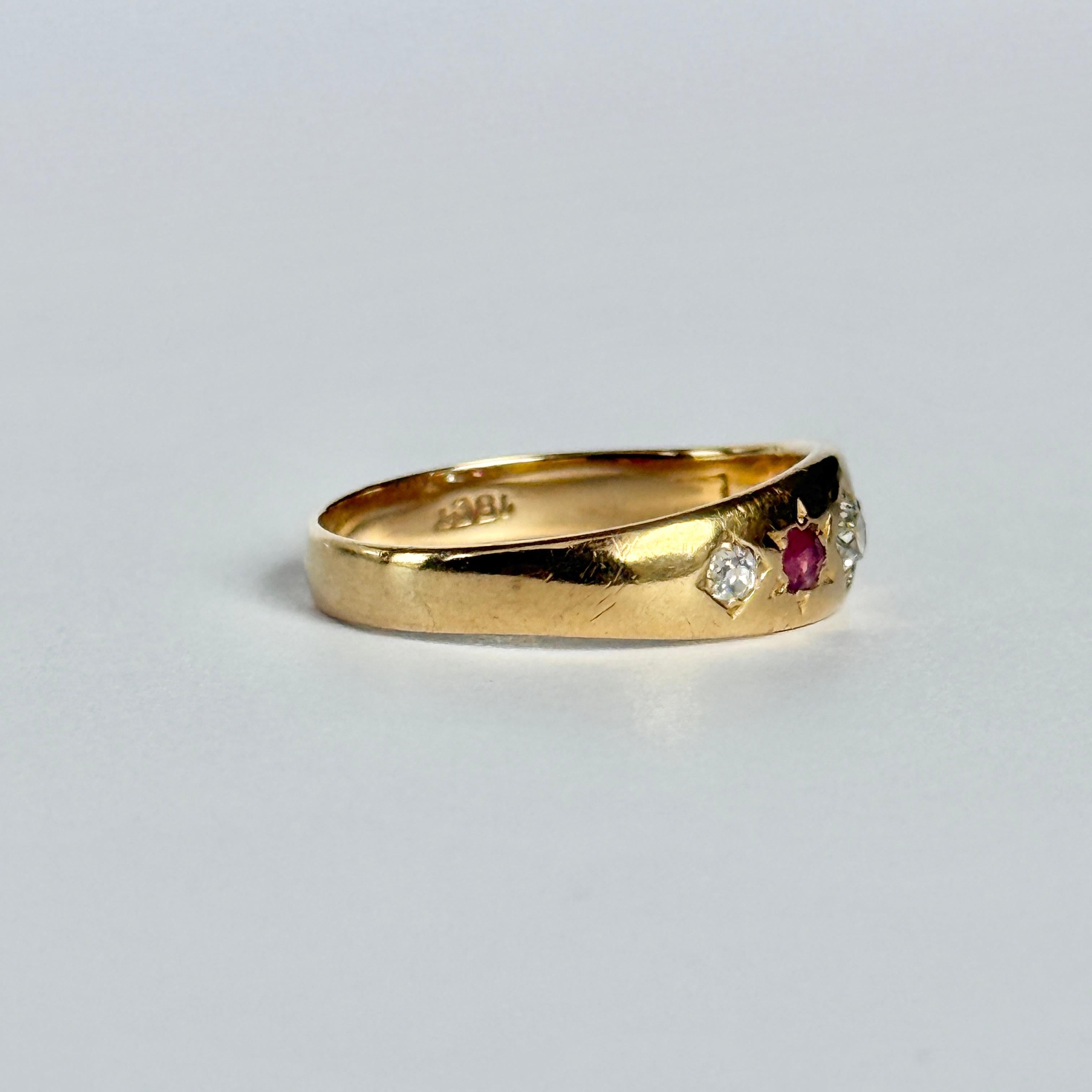 Victorian Ruby and Diamond 18 Carat Gold Five-Stone Star Setting Ring For Sale 2