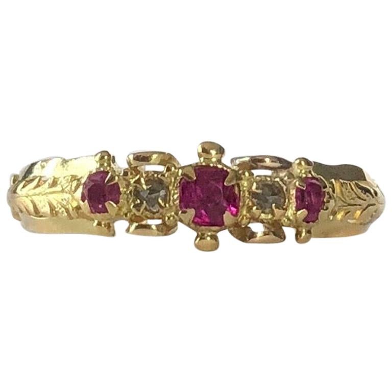 Viktorianischer Rubin- und Diamantring aus 18 Karat Gold