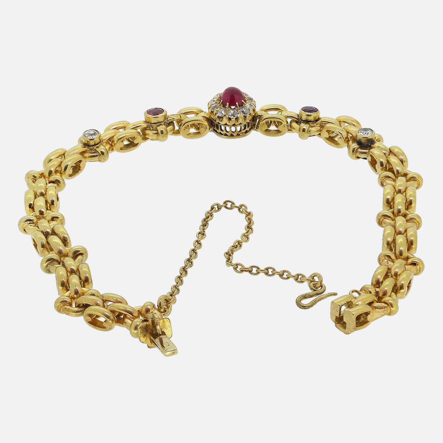 Cabochon Victorian Ruby and Diamond Bracelet in vendita