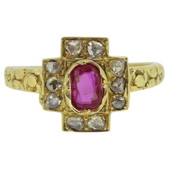 Bague grappe victorienne en rubis et diamants