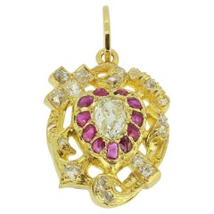 Colgante Victoriano de Rubí y Cruz de Diamantes