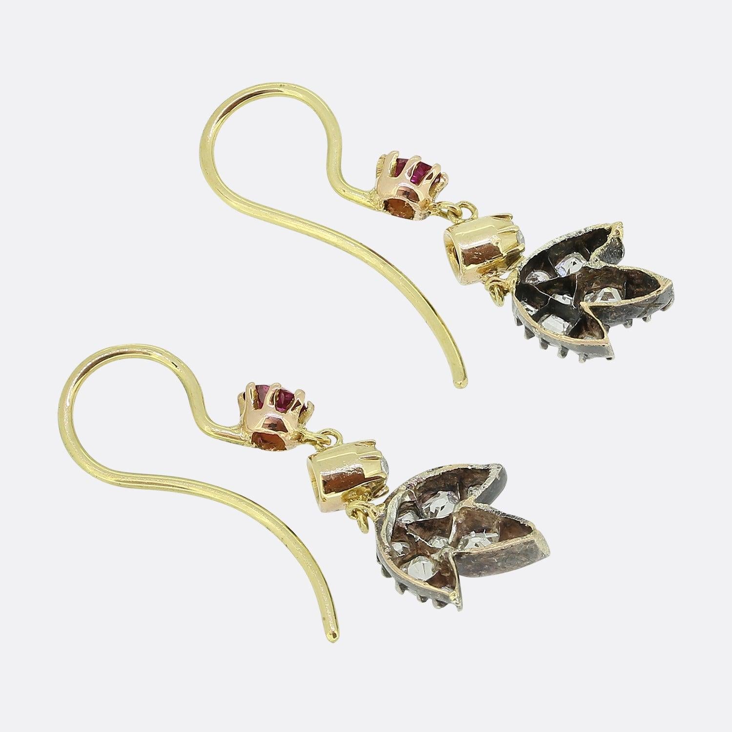 Viktorianische Rubin- und Diamant-Tropfen-Ohrringe im Zustand „Gut“ im Angebot in London, GB
