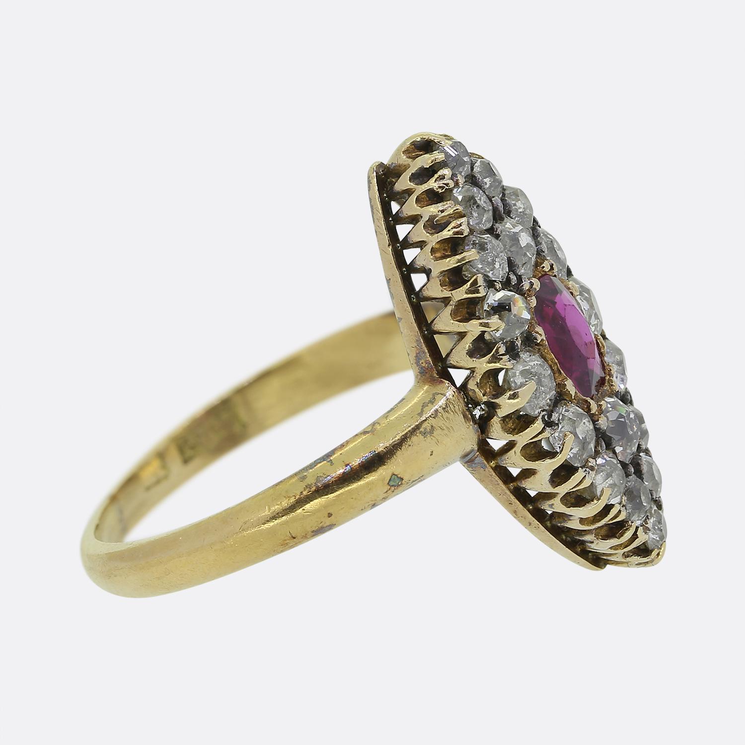 Viktorianischer Rubin- und Diamant-Navette-Ring im Zustand „Gut“ im Angebot in London, GB