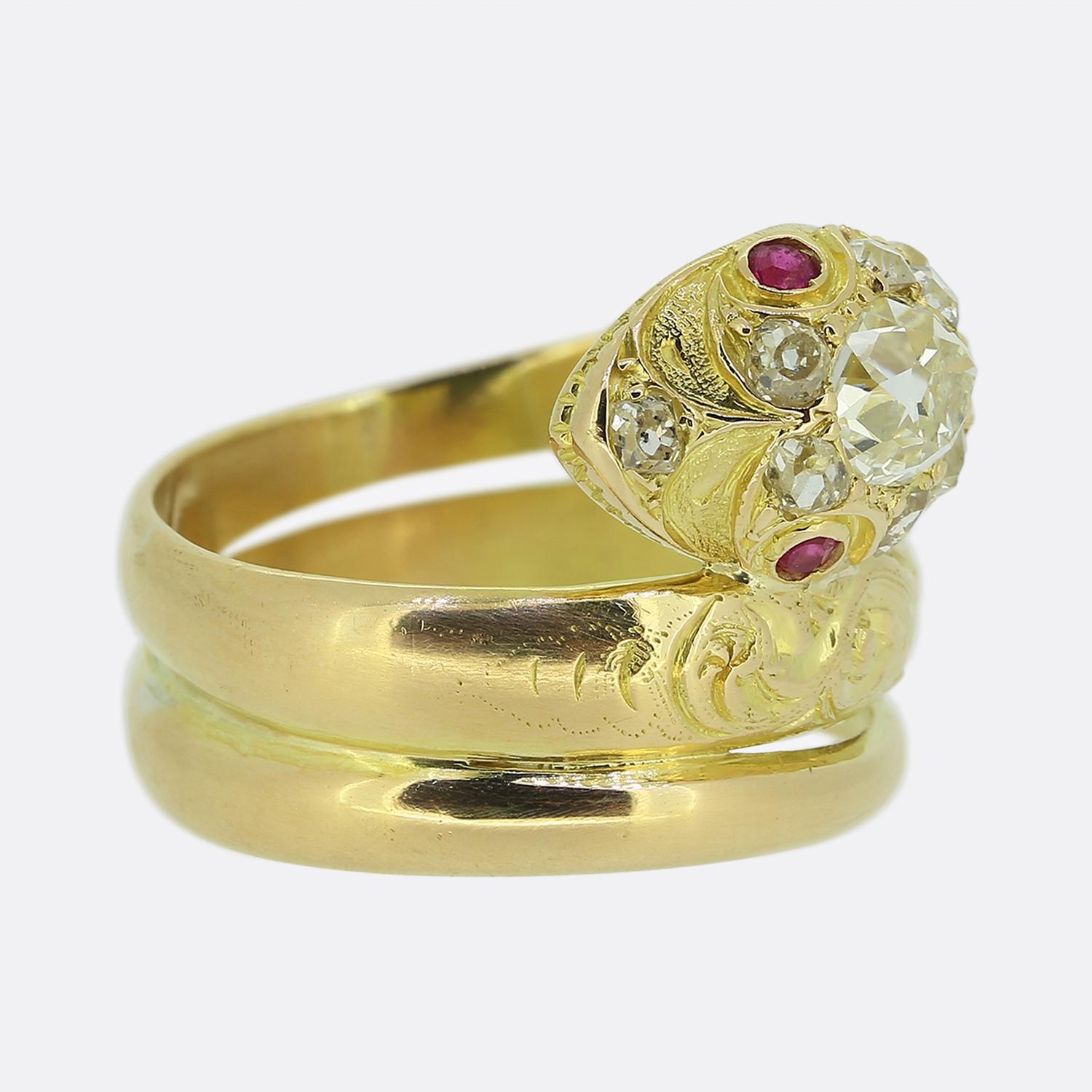 Taglio vecchia miniera Anello vittoriano con rubino e diamante a forma di serpente