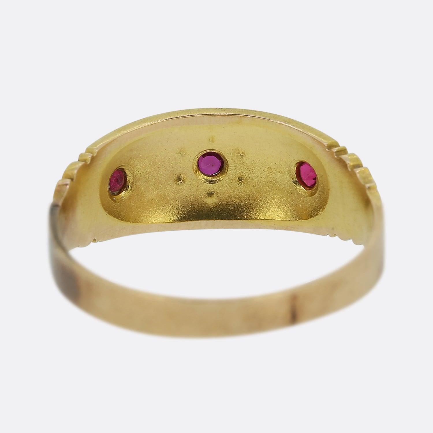 Victorian Ruby and Pearl Sunflower Ring In Good Condition For Sale In London, GB